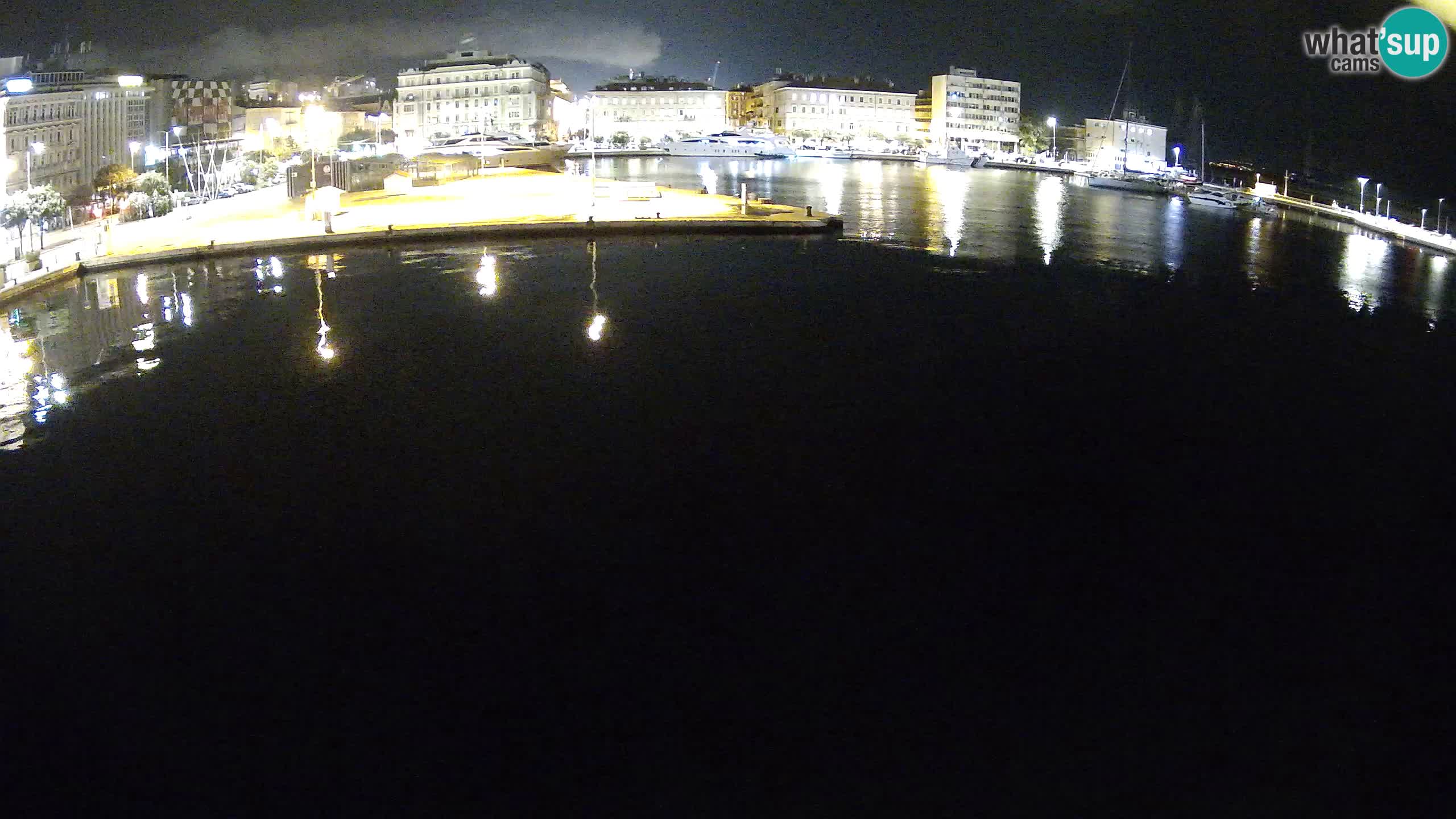 Reka – Botel Marina spletna kamera