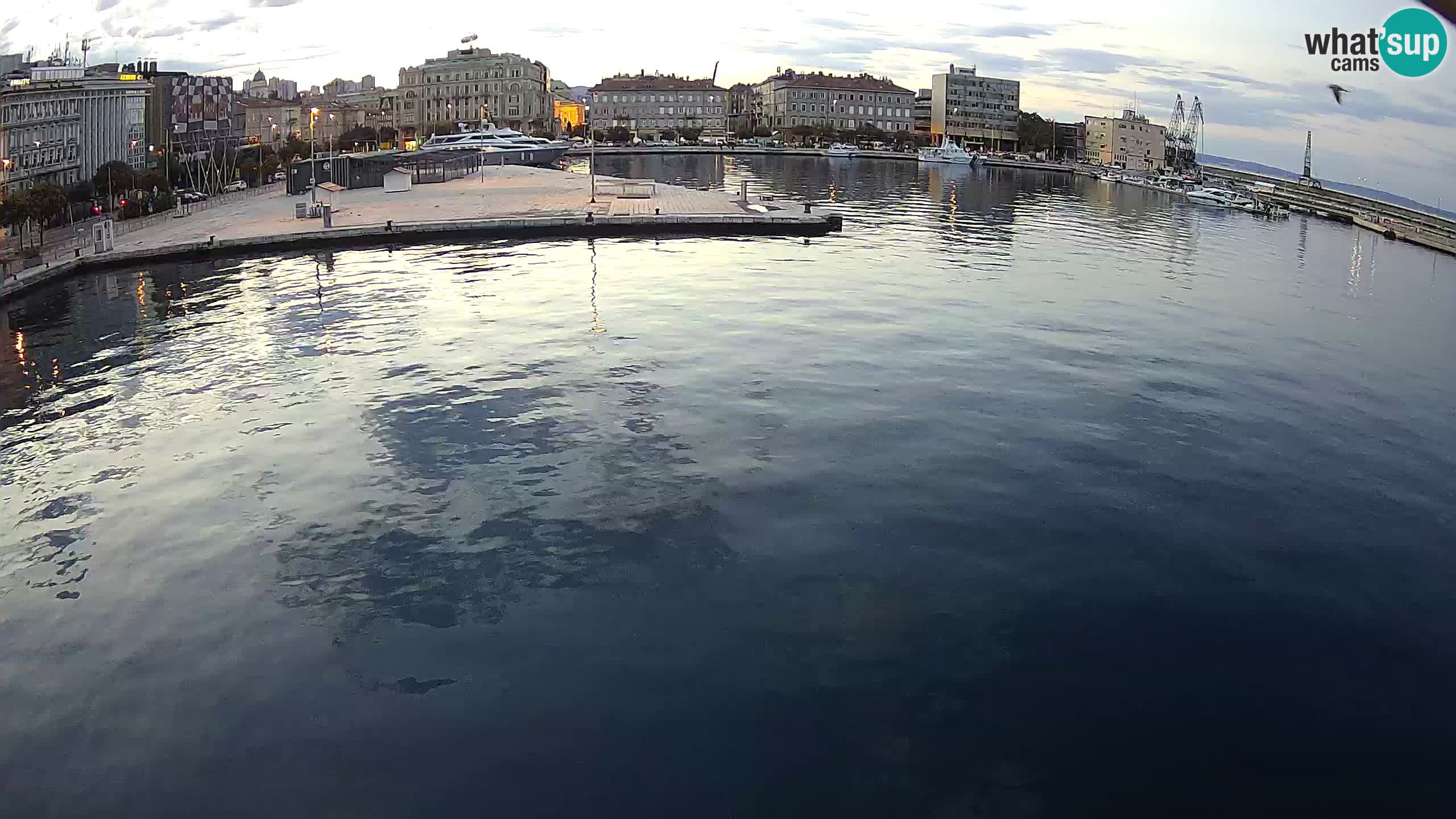 Reka – Botel Marina spletna kamera
