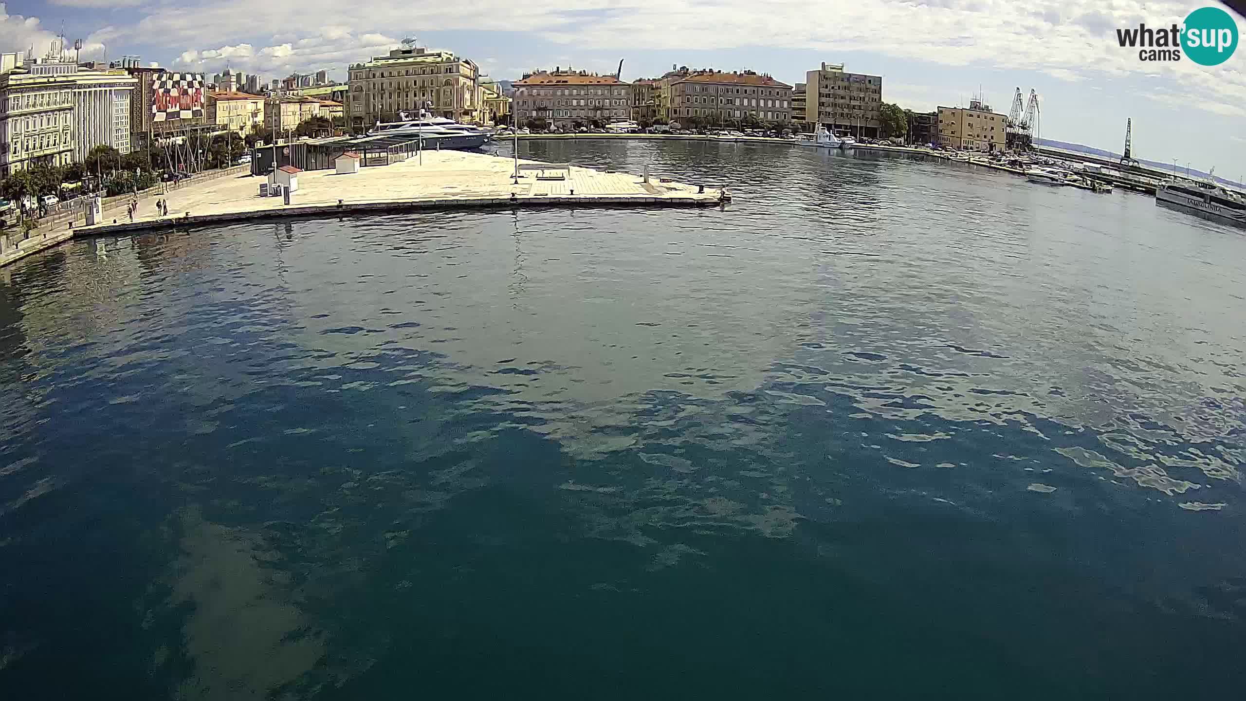 Reka – Botel Marina spletna kamera