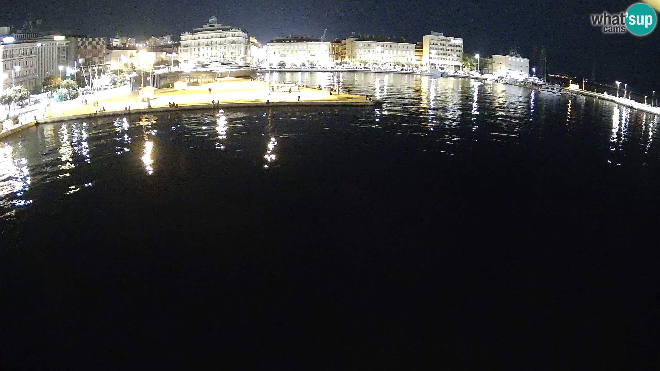 Reka – Botel Marina spletna kamera