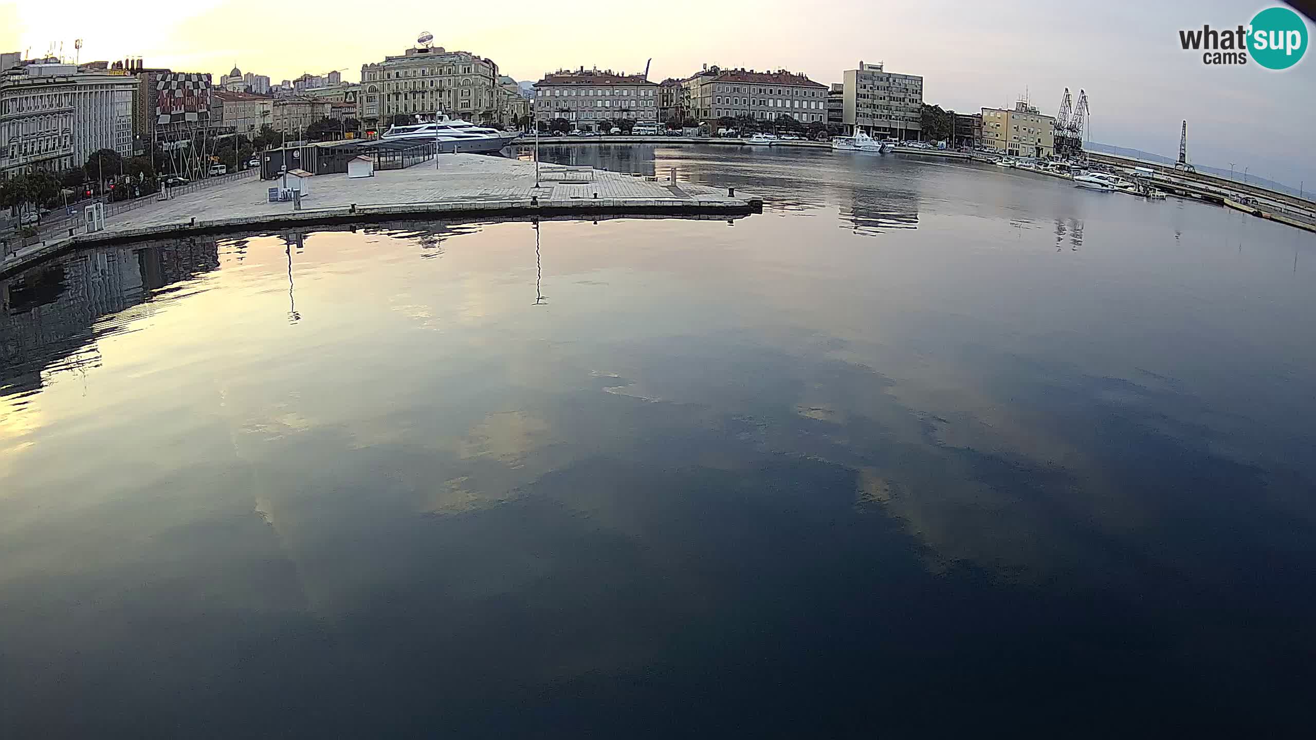 Botel Marina cámara web en vivo Rijeka