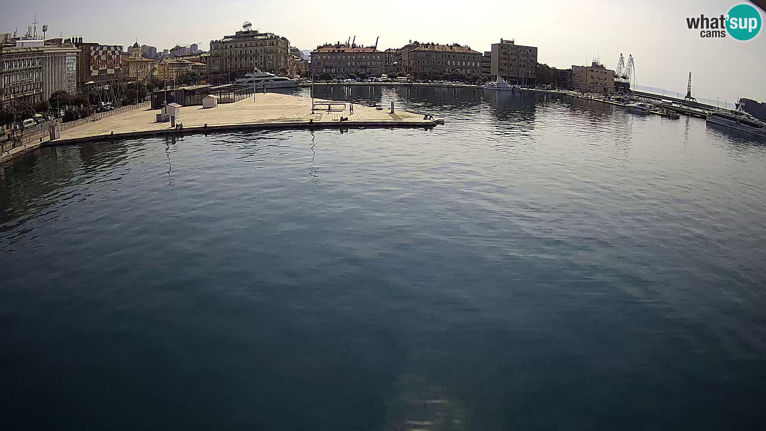 Reka – Botel Marina spletna kamera
