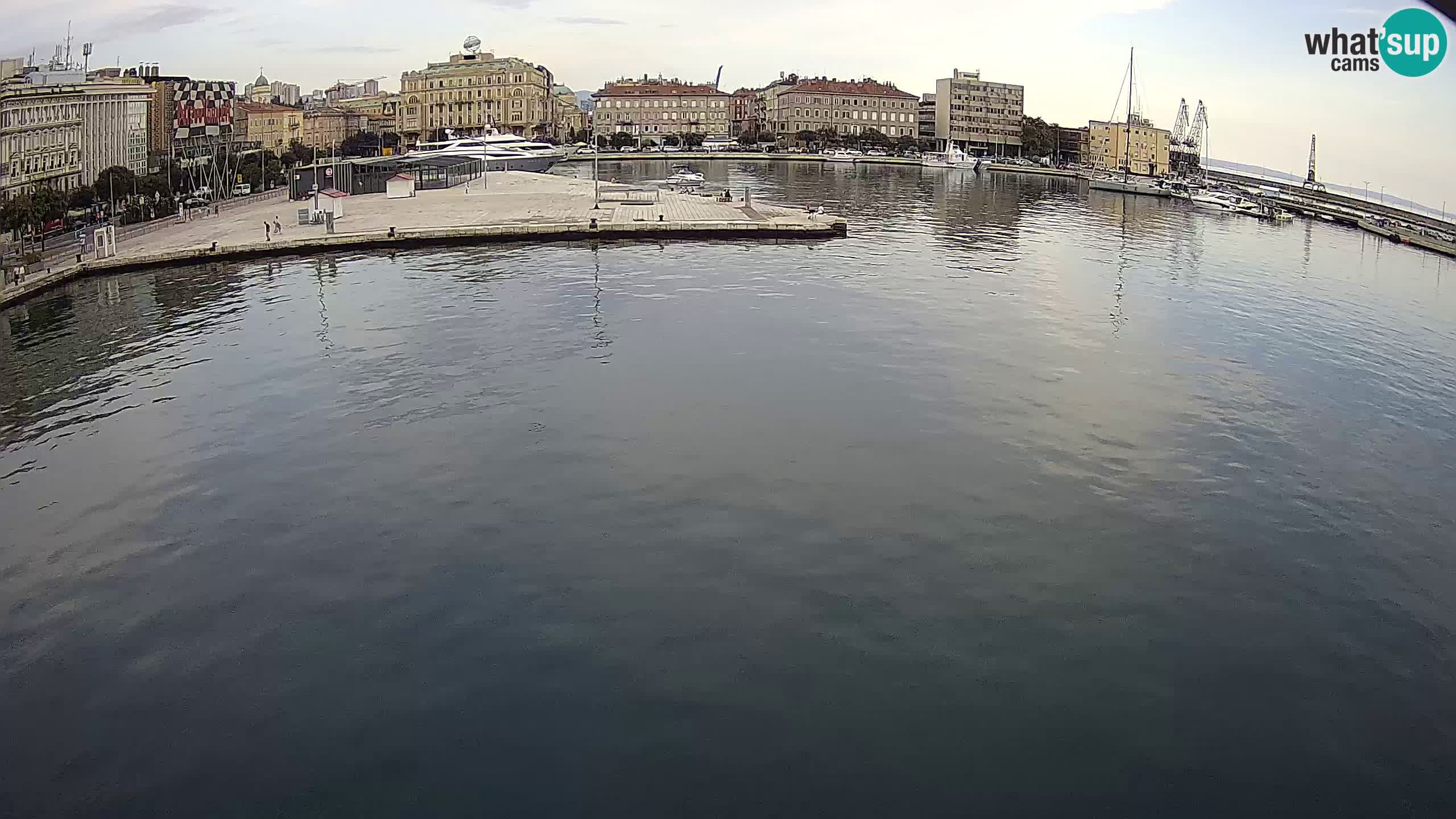 Botel Marina cámara web en vivo Rijeka