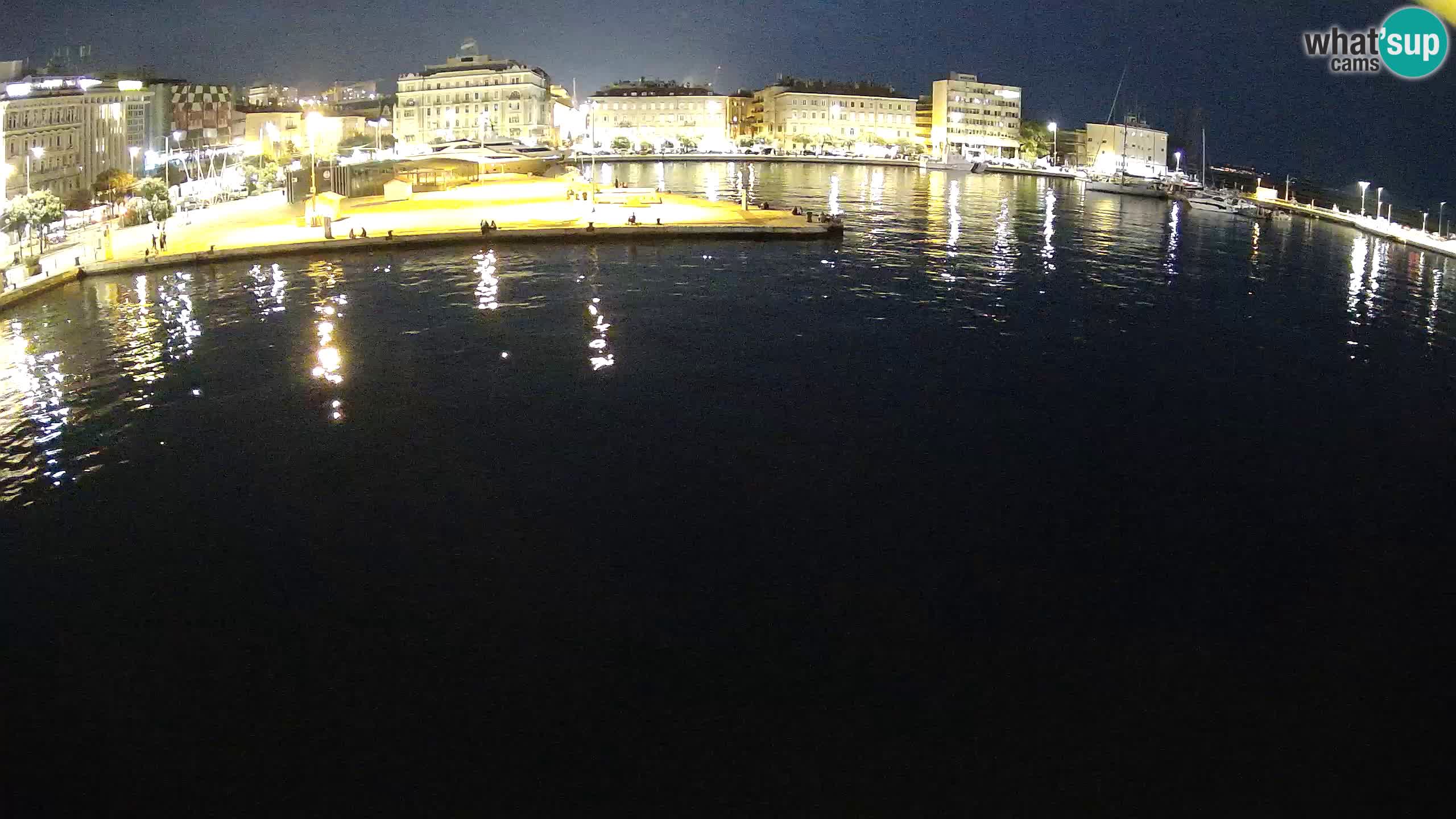Reka – Botel Marina spletna kamera