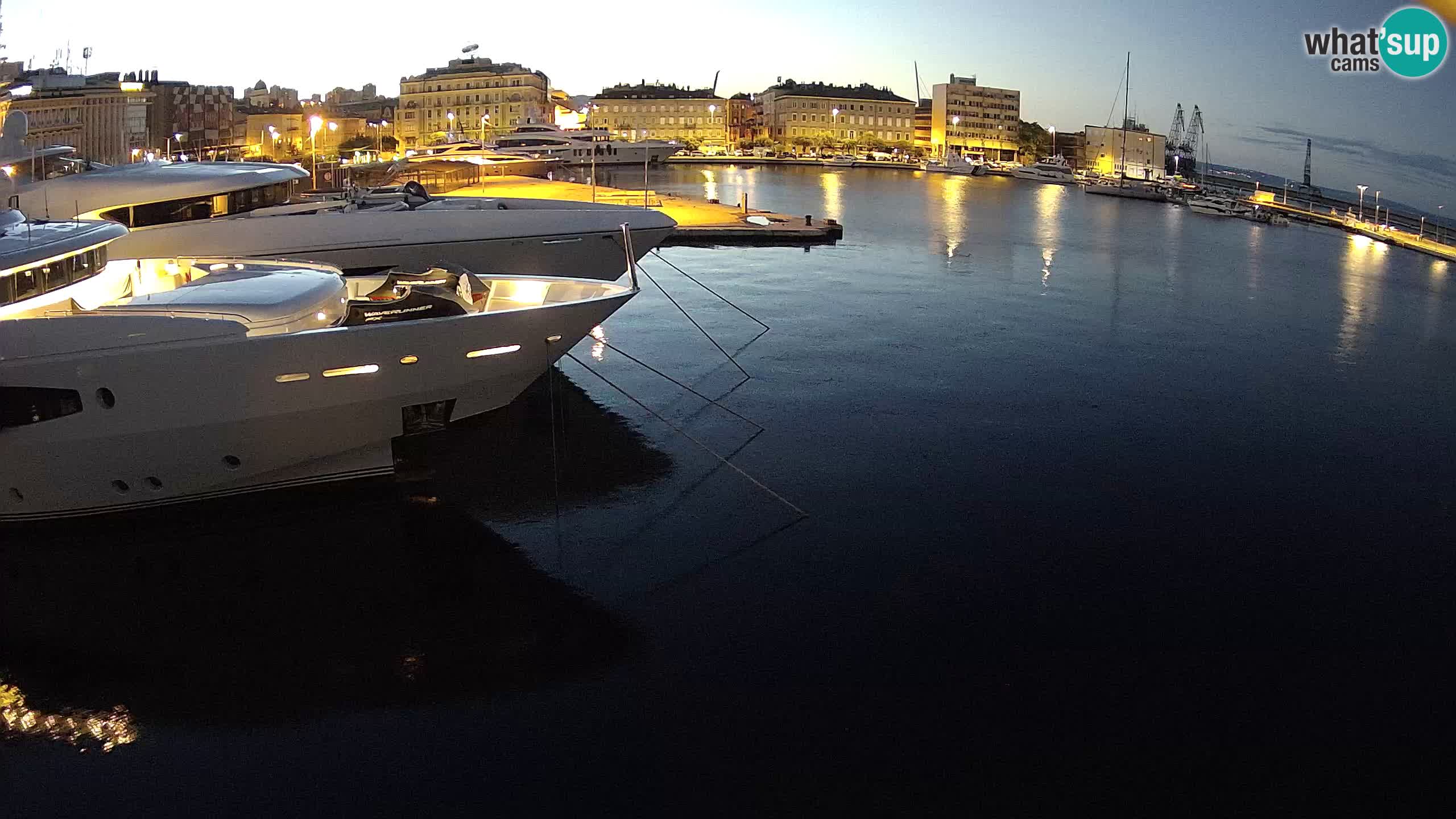 Rijeka – Botel Marina web kamera