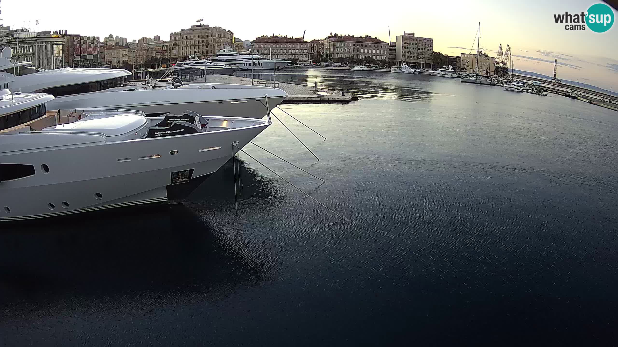 Rijeka – Botel Marina web kamera