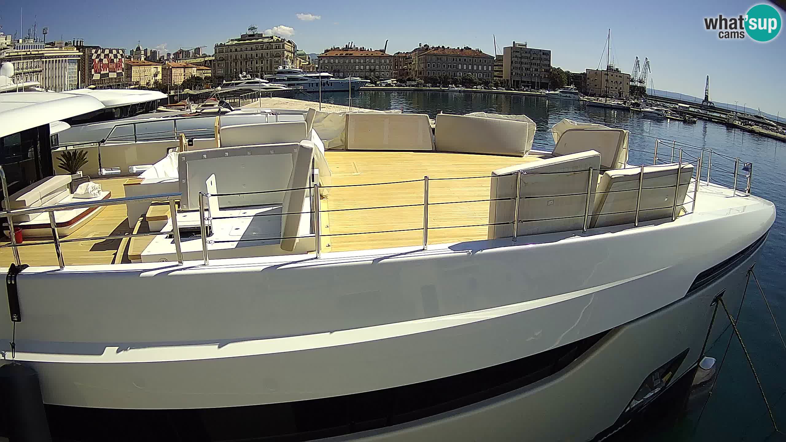 Botel Marina cámara web en vivo Rijeka