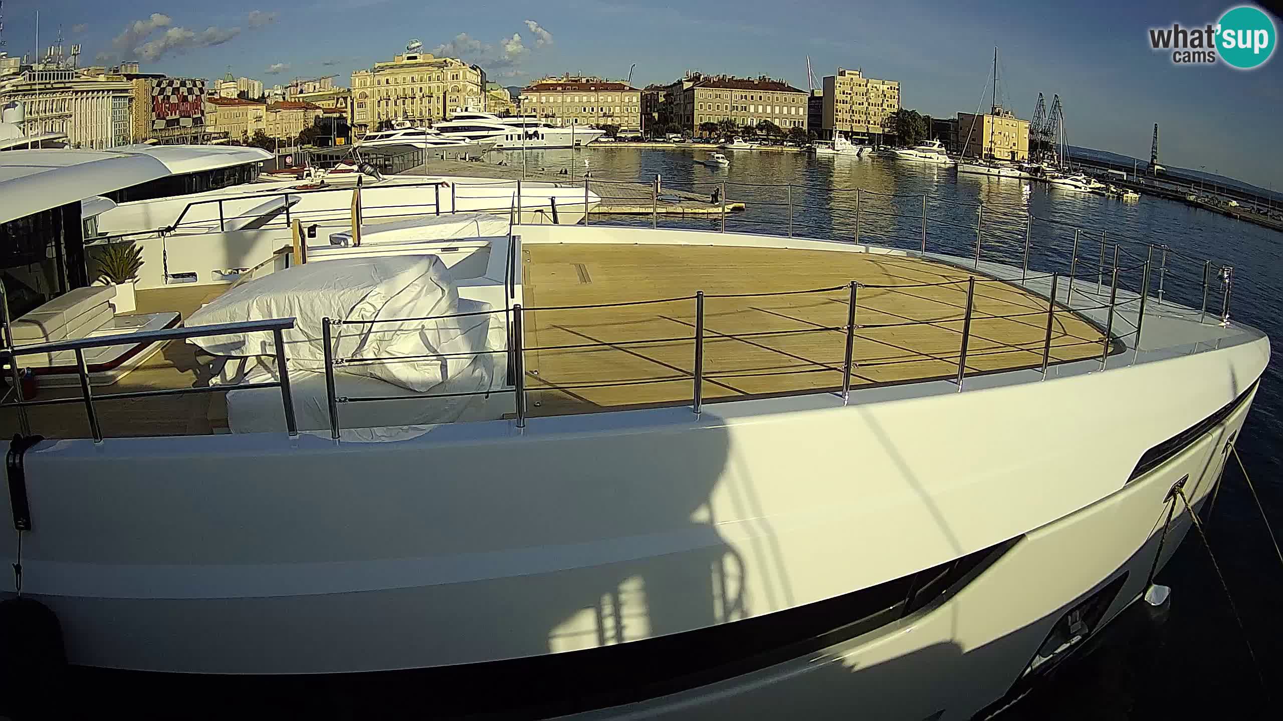 Botel Marina cámara web en vivo Rijeka