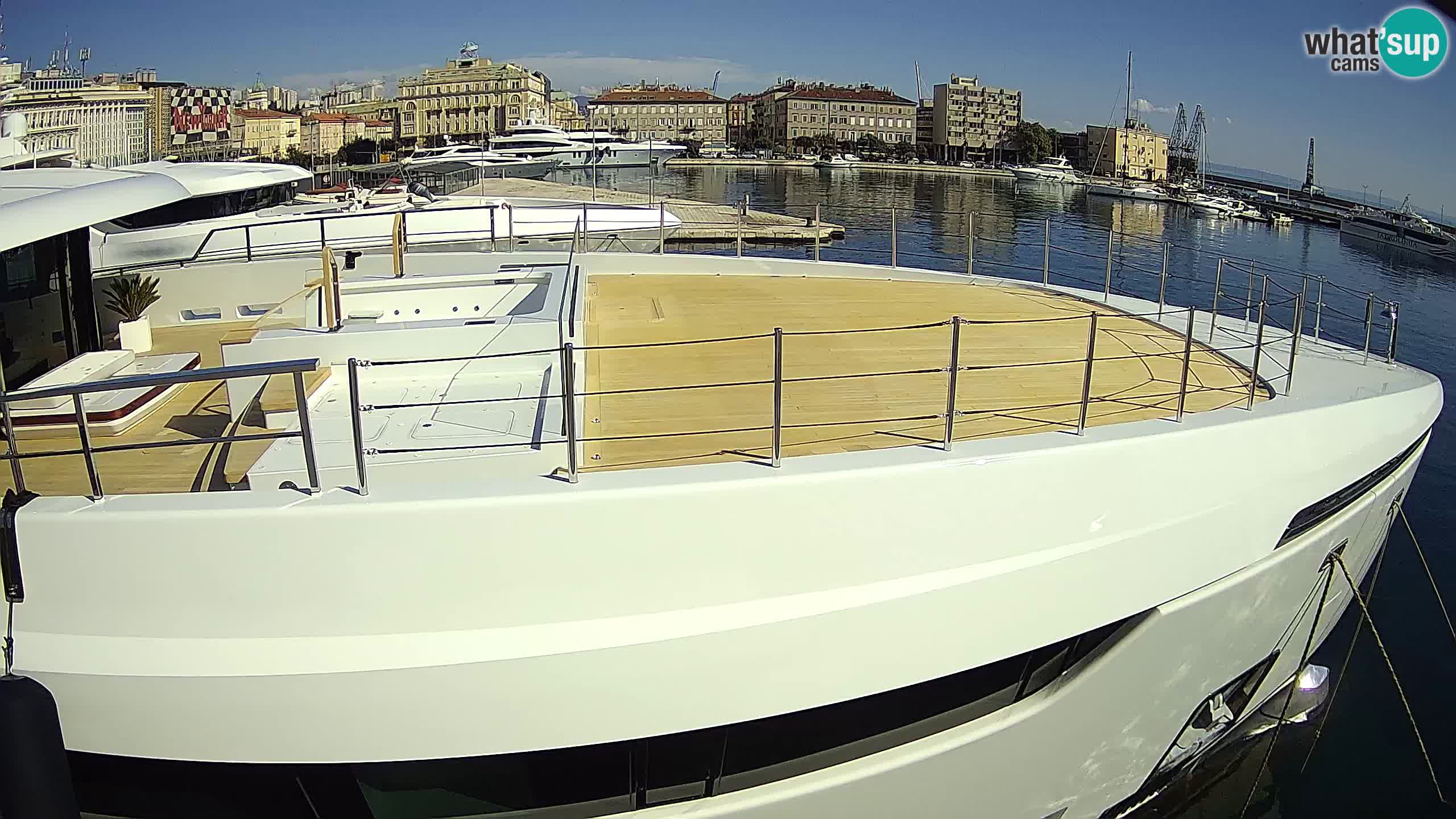 Botel Marina cámara web en vivo Rijeka
