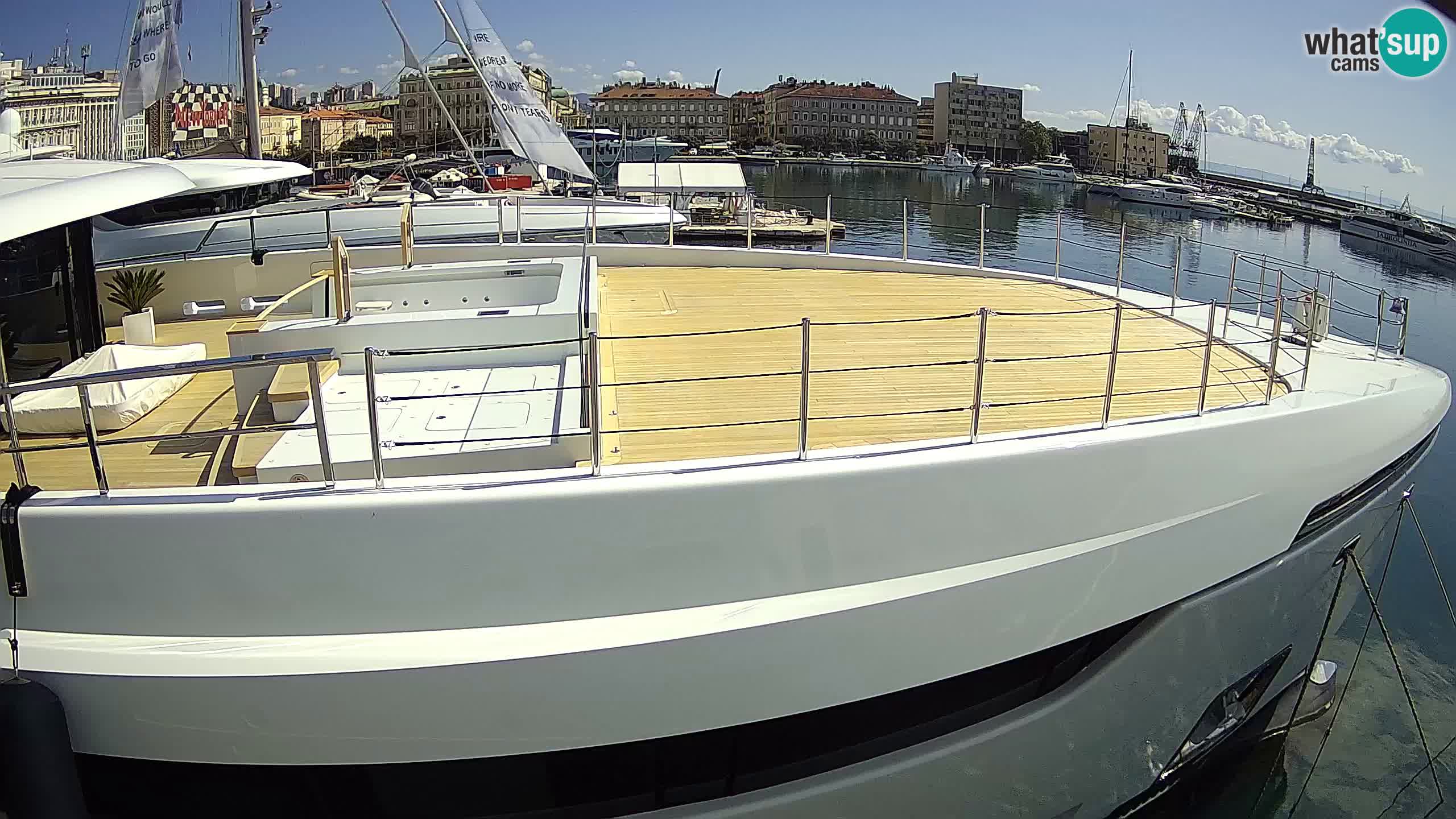 Botel Marina cámara web en vivo Rijeka