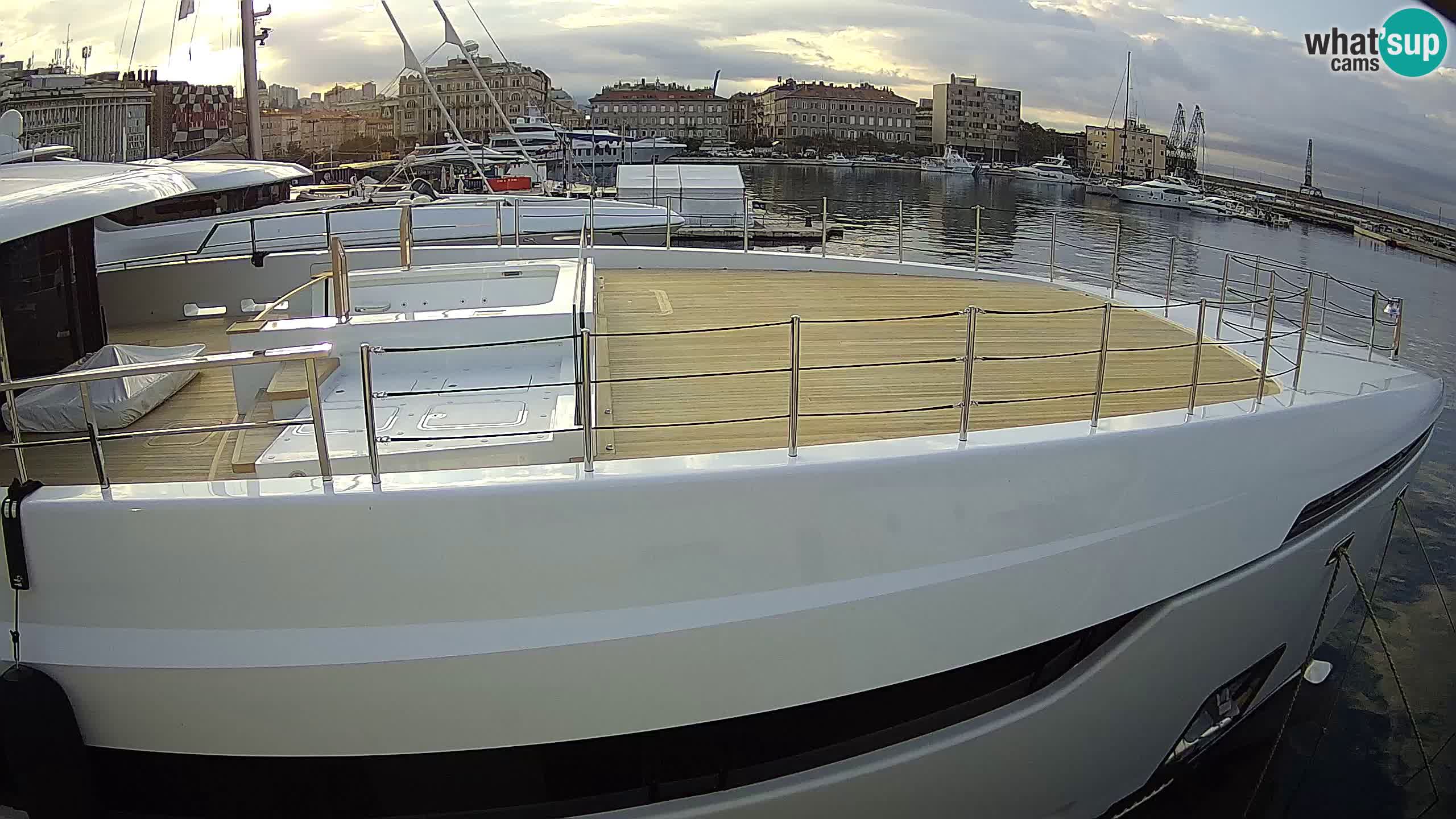 Rijeka – Botel Marina webcam en direct