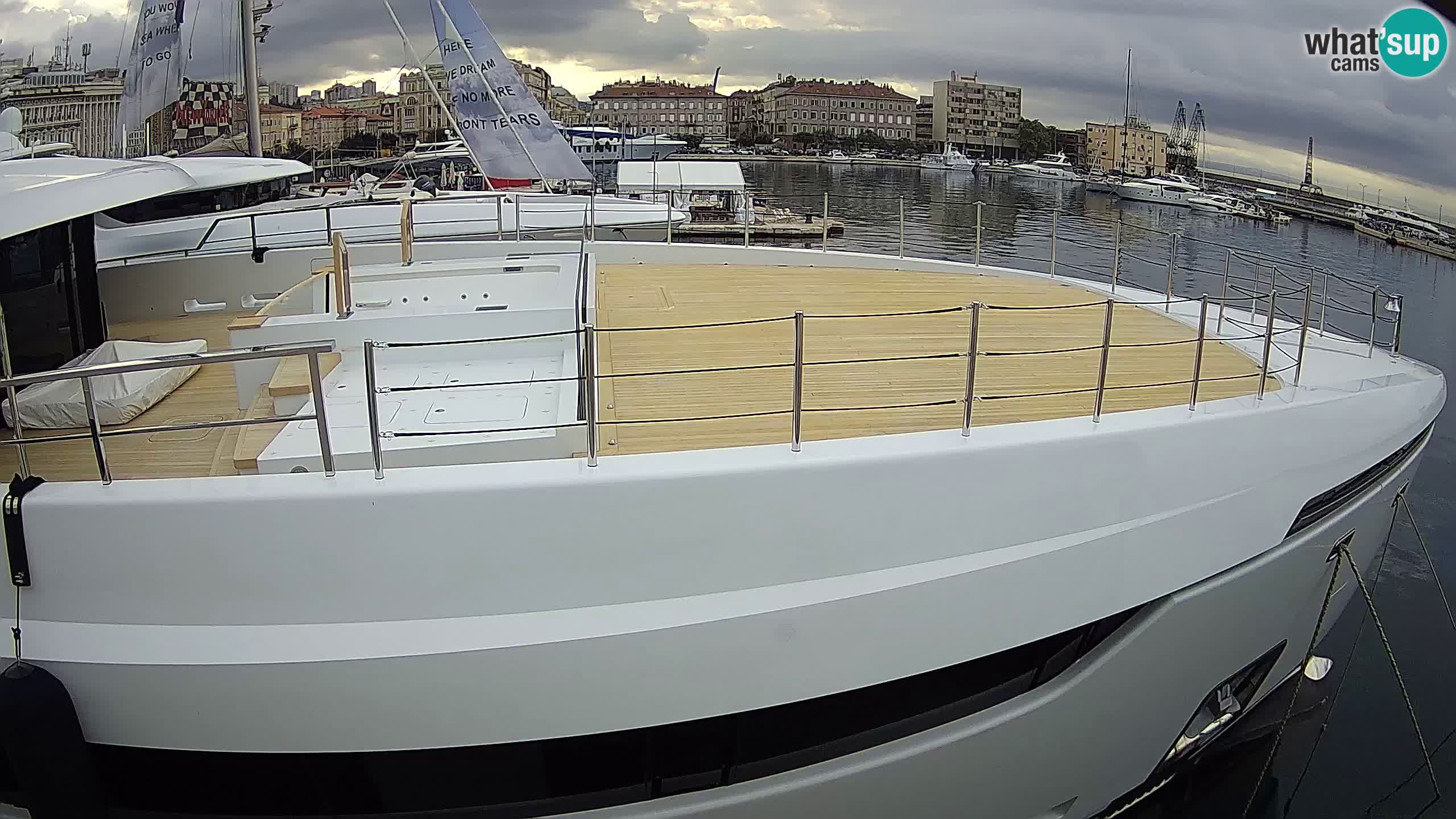 Rijeka – Botel Marina web kamera