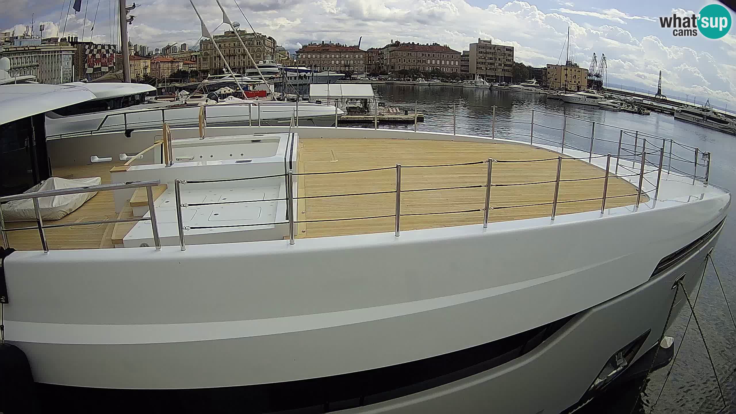 Botel Marina cámara web en vivo Rijeka