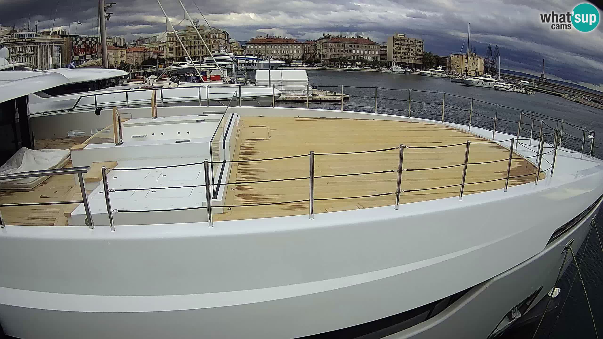 Botel Marina cámara web en vivo Rijeka