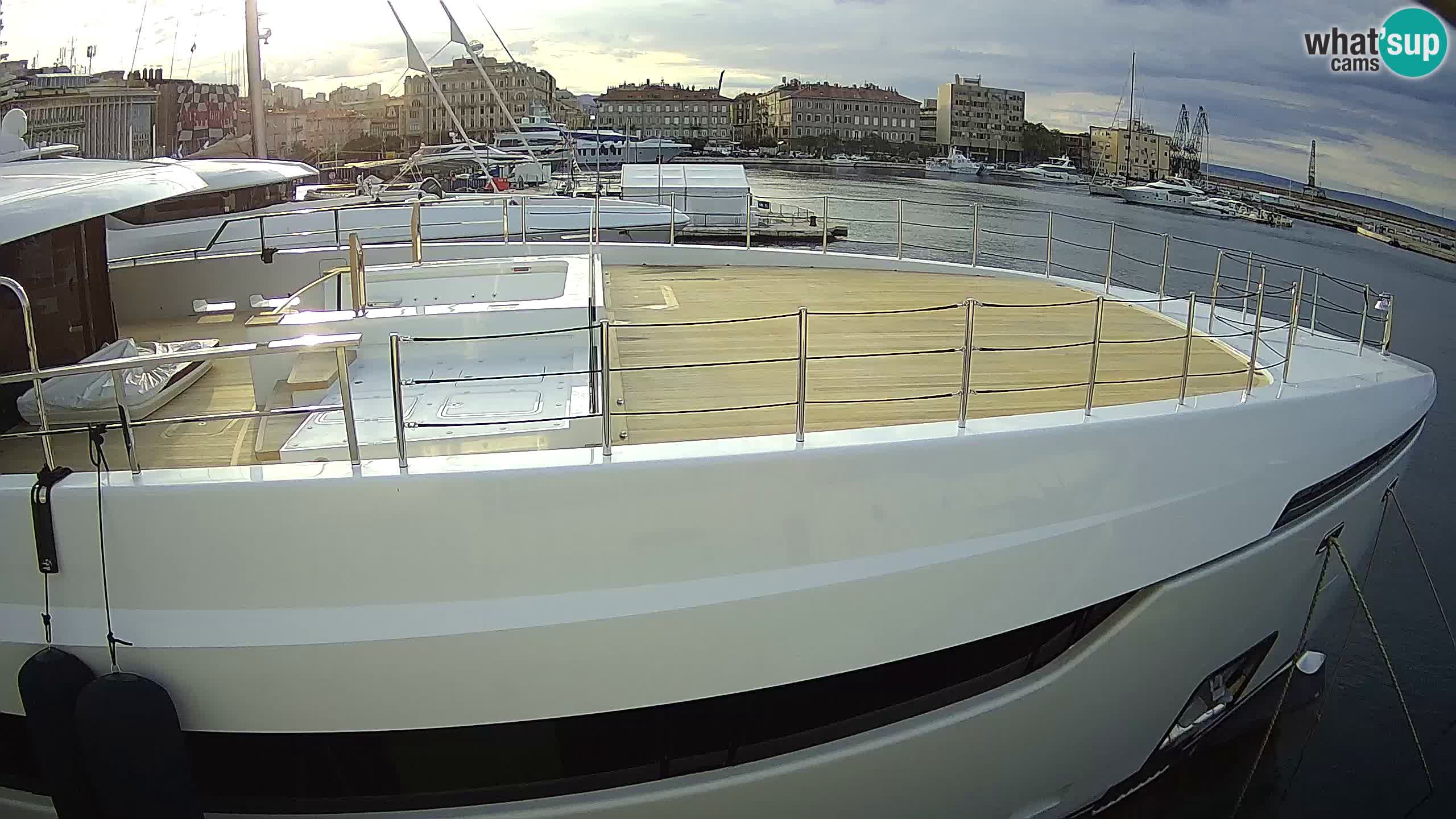 Rijeka – Botel Marina webcam en direct