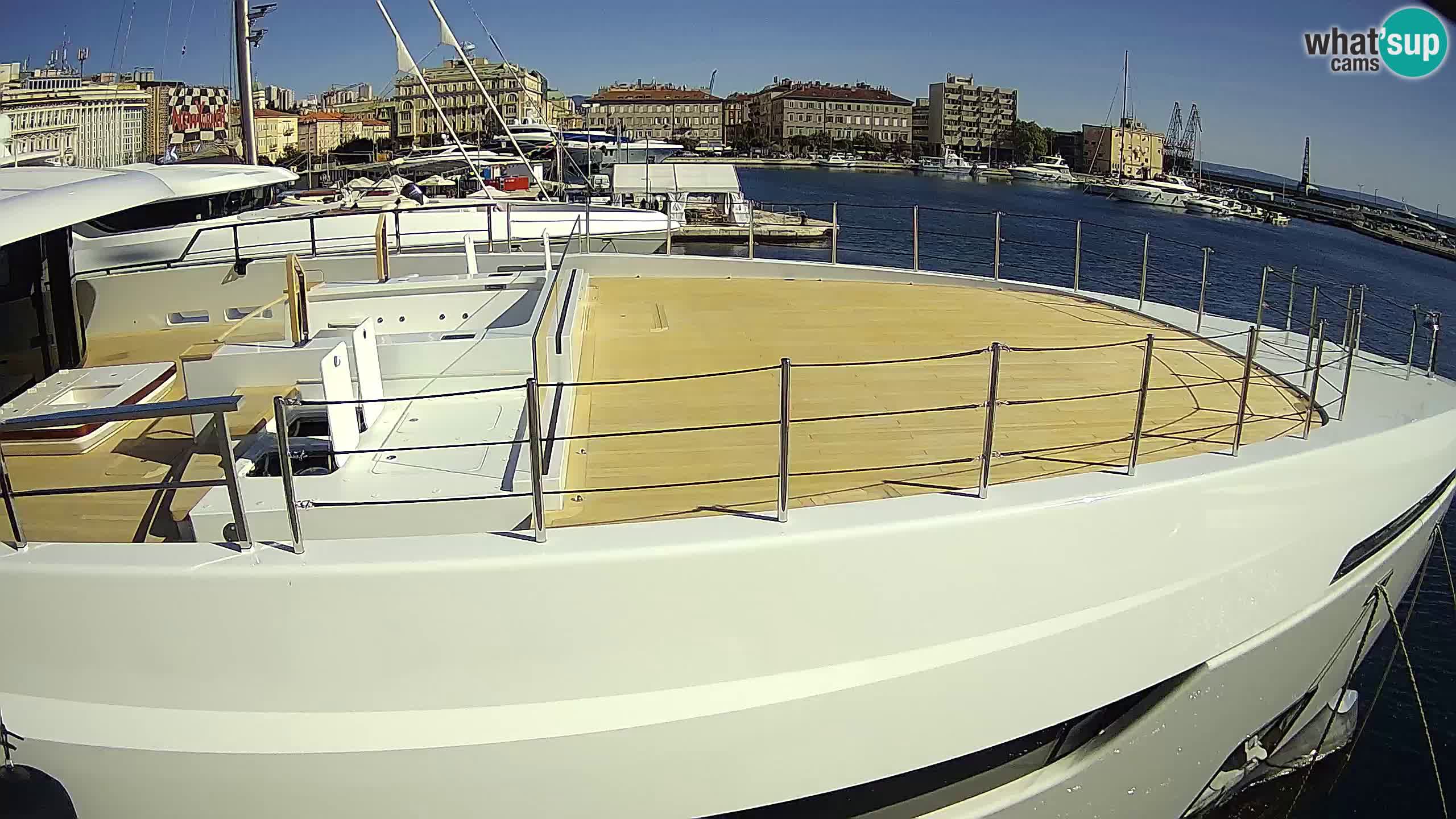 Botel Marina cámara web en vivo Rijeka