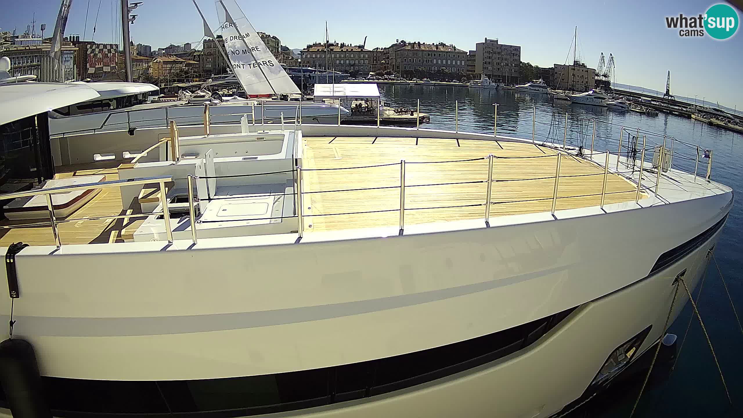 Botel Marina cámara web en vivo Rijeka