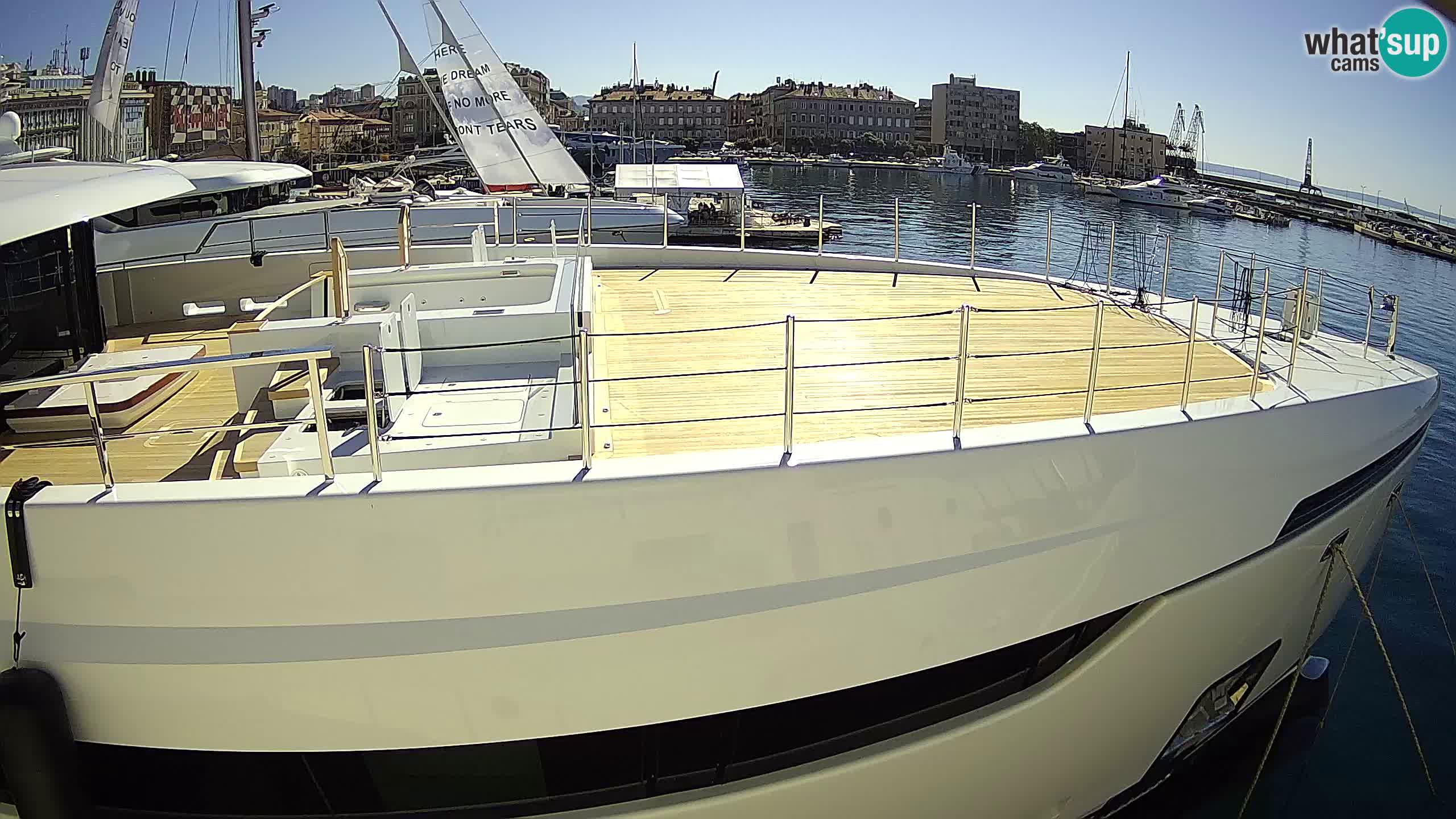 Botel Marina cámara web en vivo Rijeka