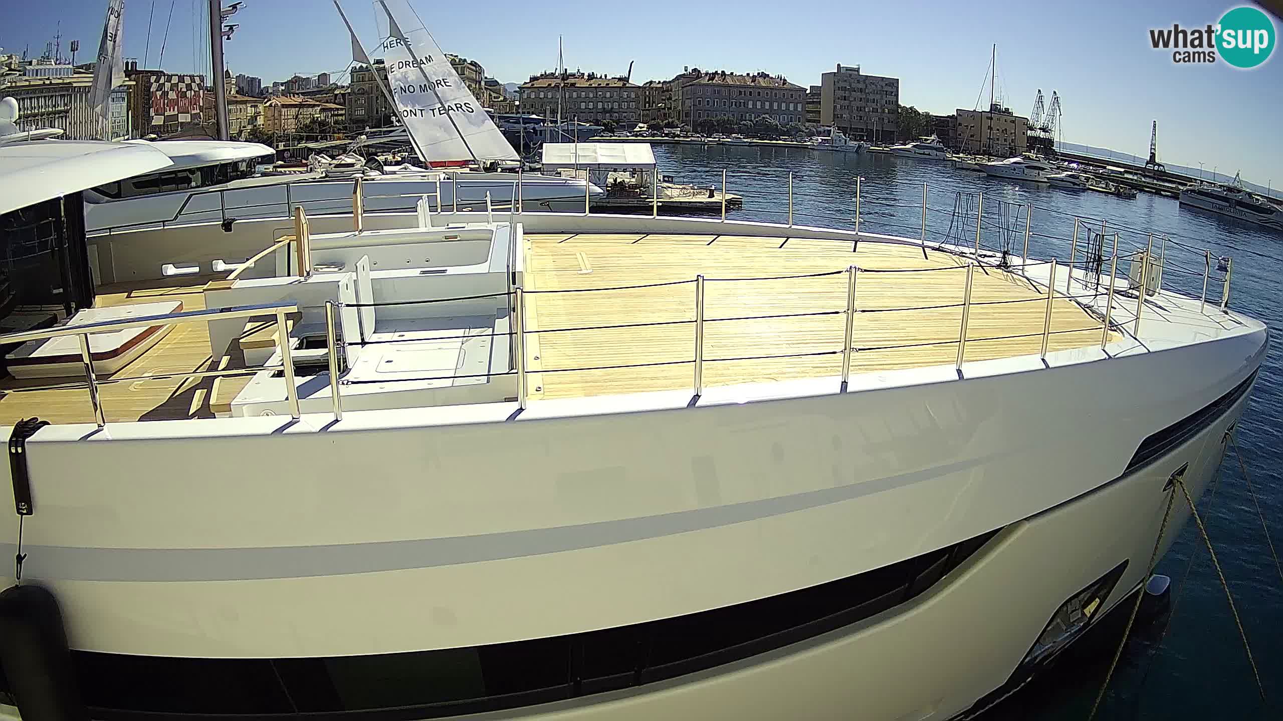 Botel Marina cámara web en vivo Rijeka
