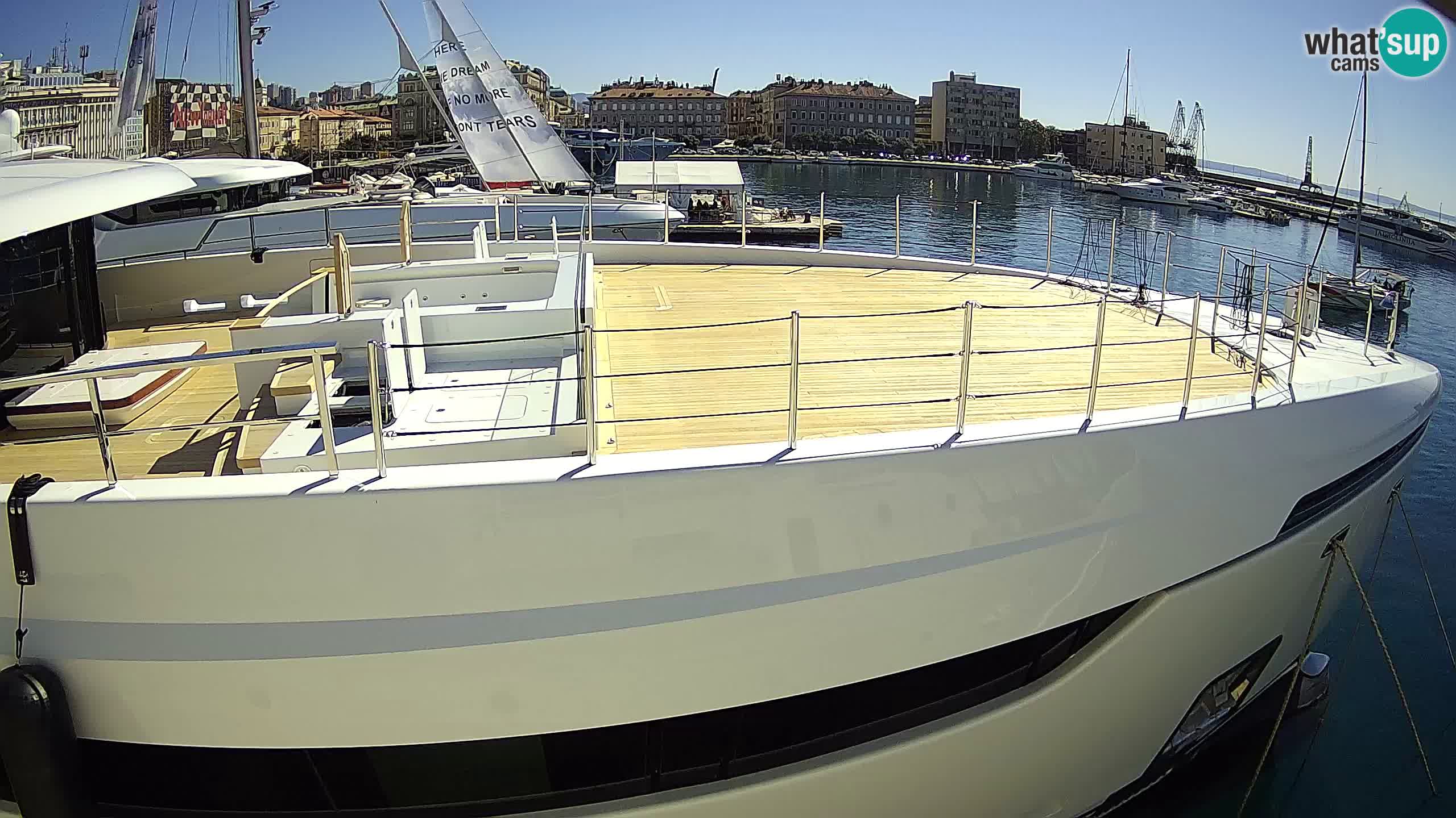 Botel Marina cámara web en vivo Rijeka