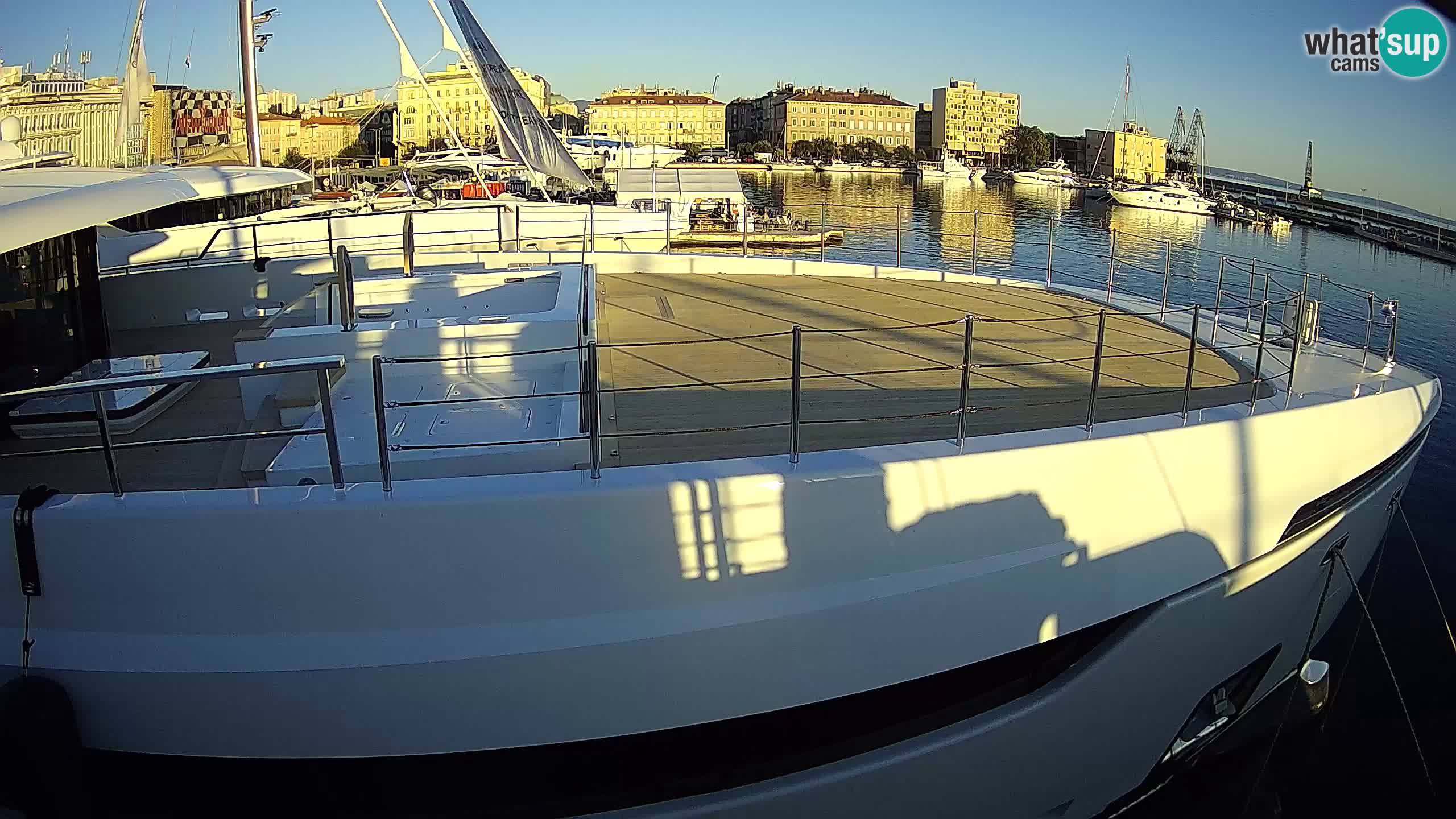 Rijeka – Botel Marina web kamera