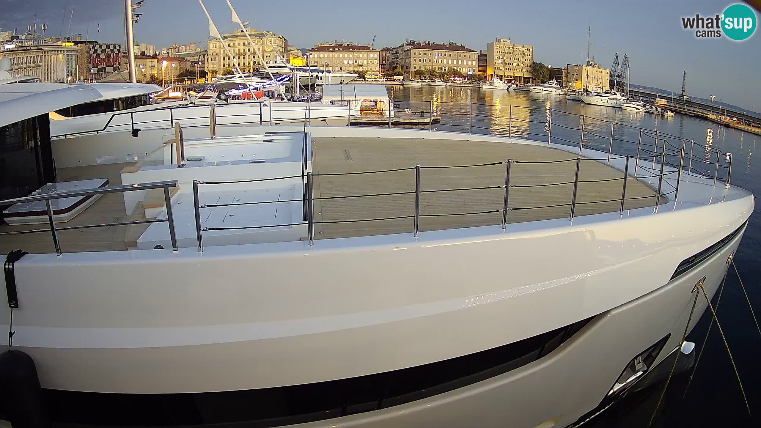Rijeka – Botel Marina web kamera
