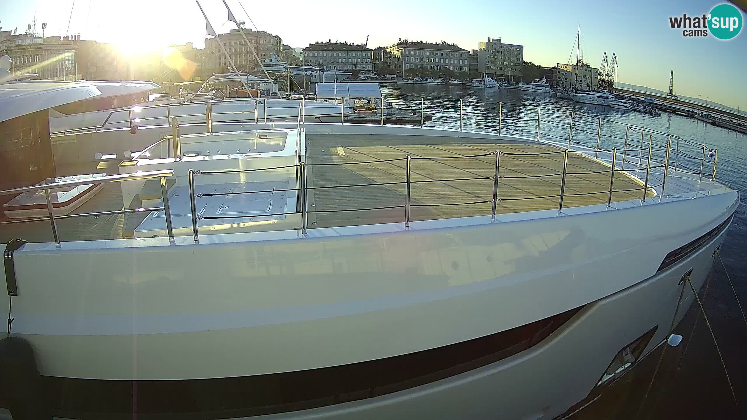 Rijeka – Botel Marina web kamera