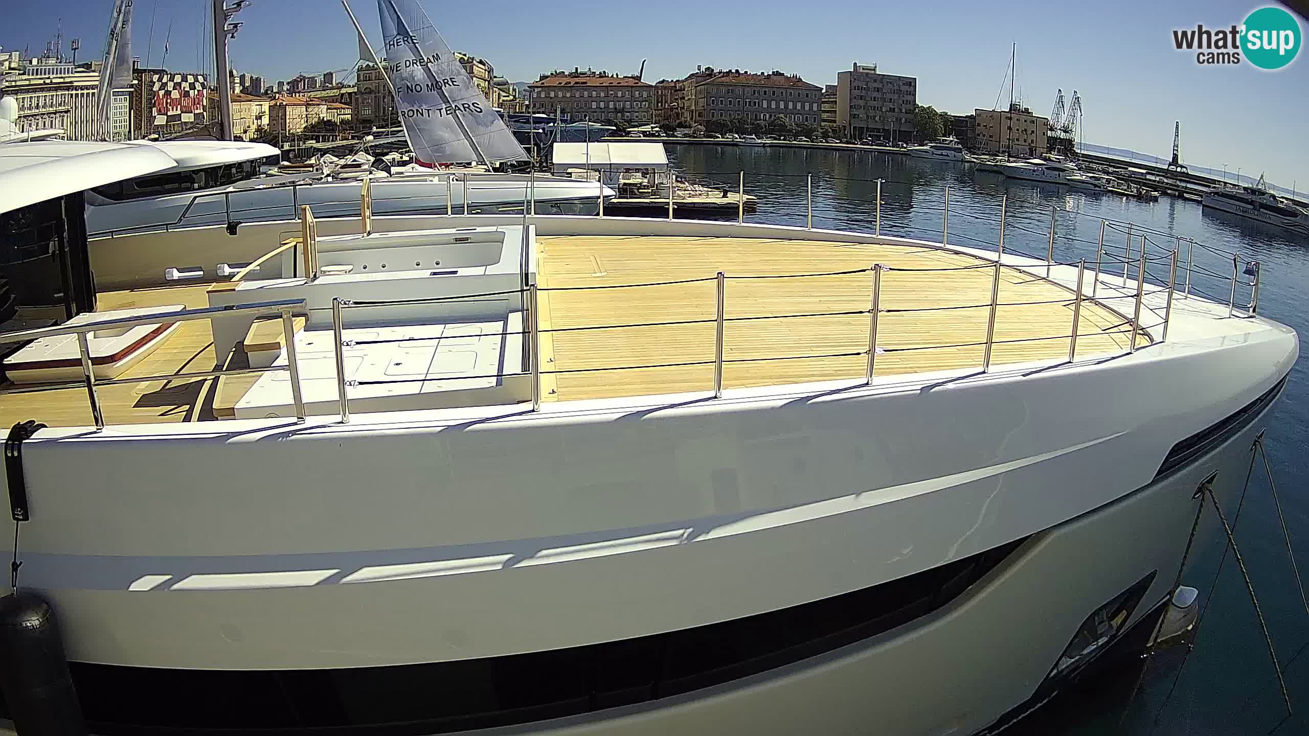 Botel Marina cámara web en vivo Rijeka