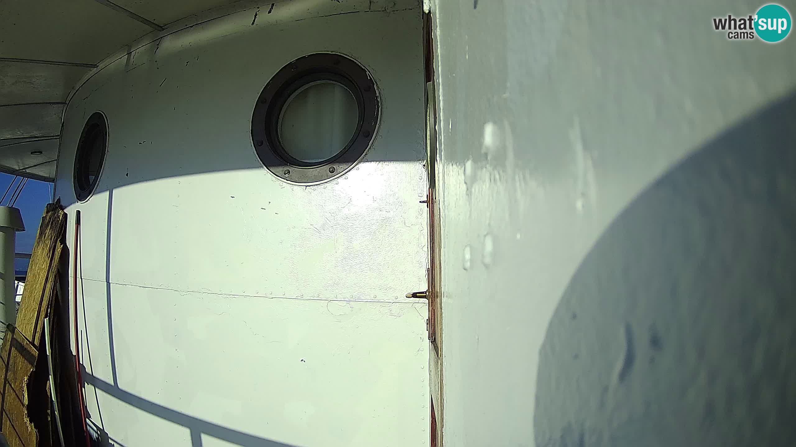 Reka – Botel Marina spletna kamera