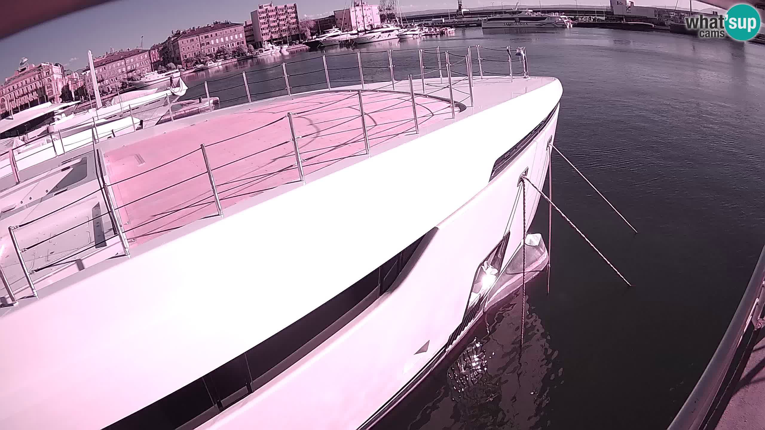 Botel Marina cámara web en vivo Rijeka