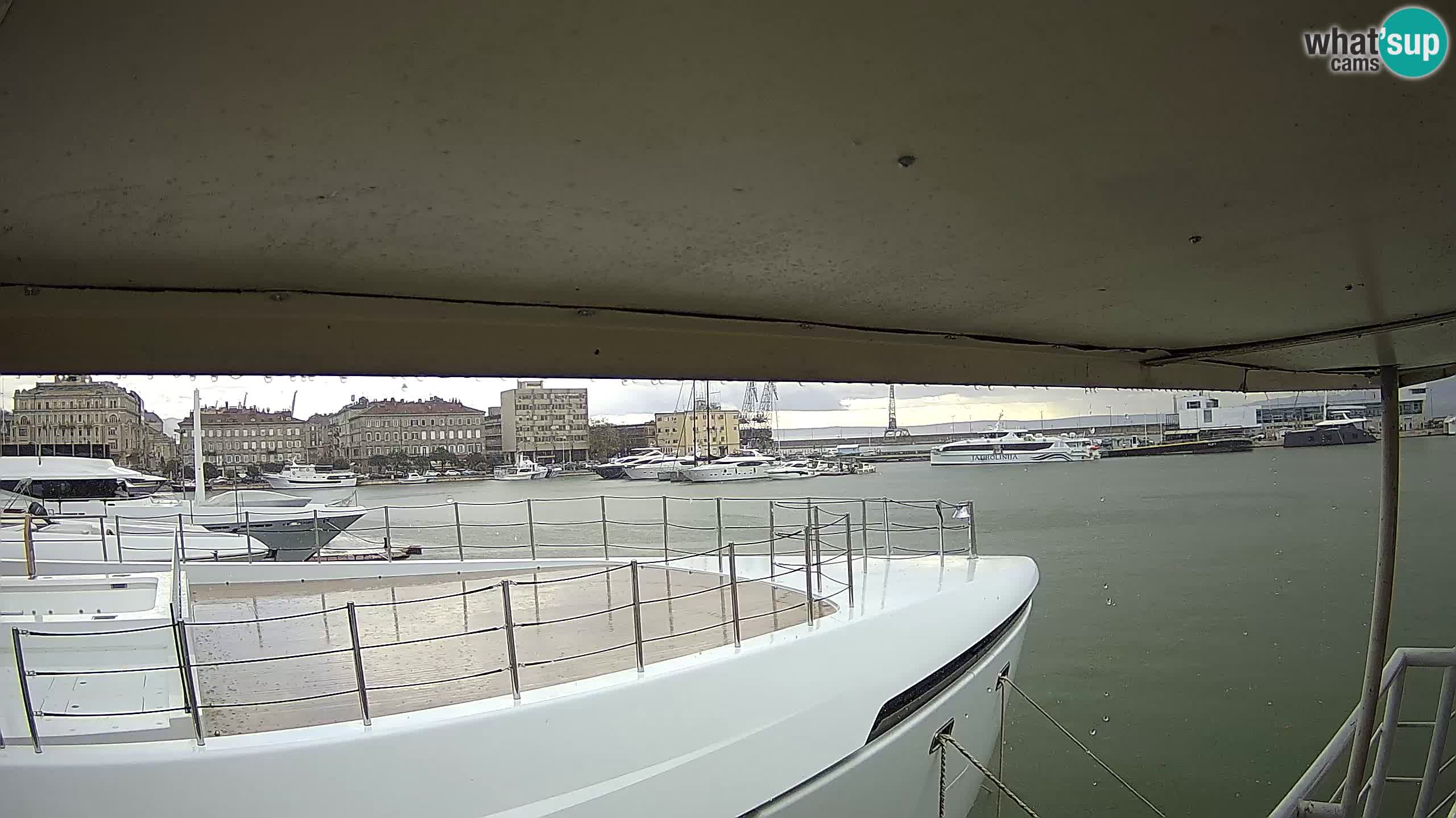 Reka – Botel Marina spletna kamera
