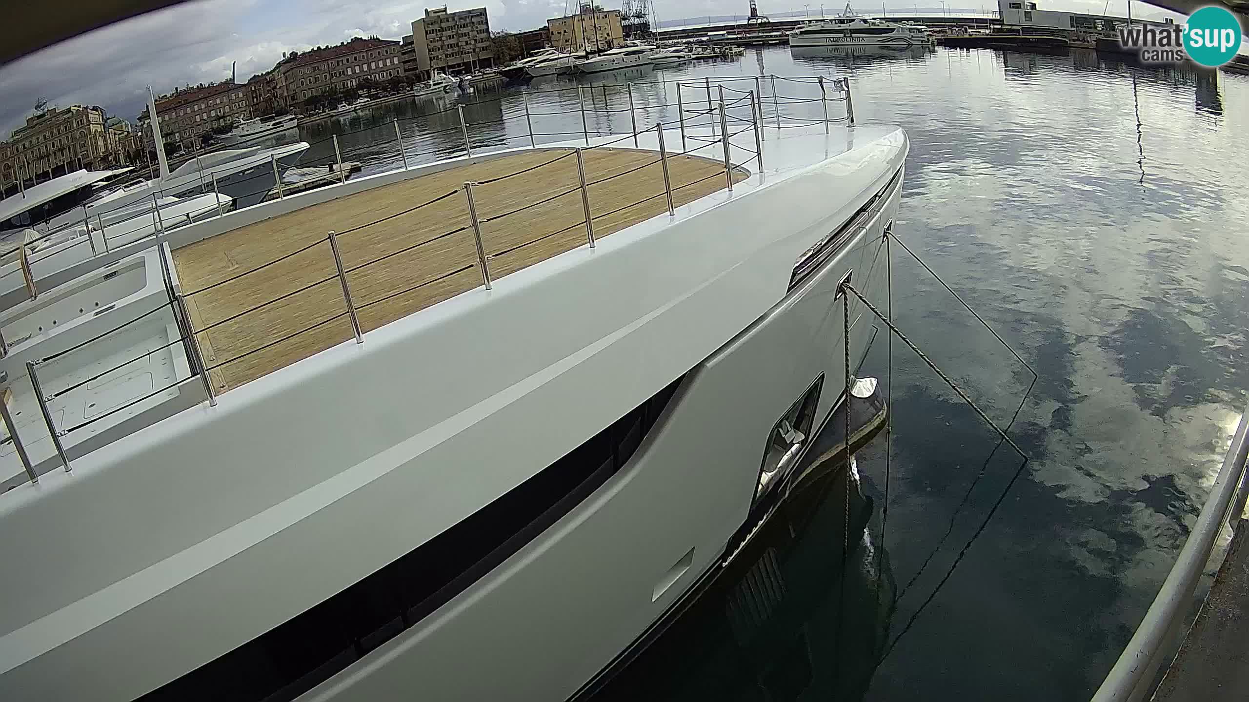 Botel Marina cámara web en vivo Rijeka