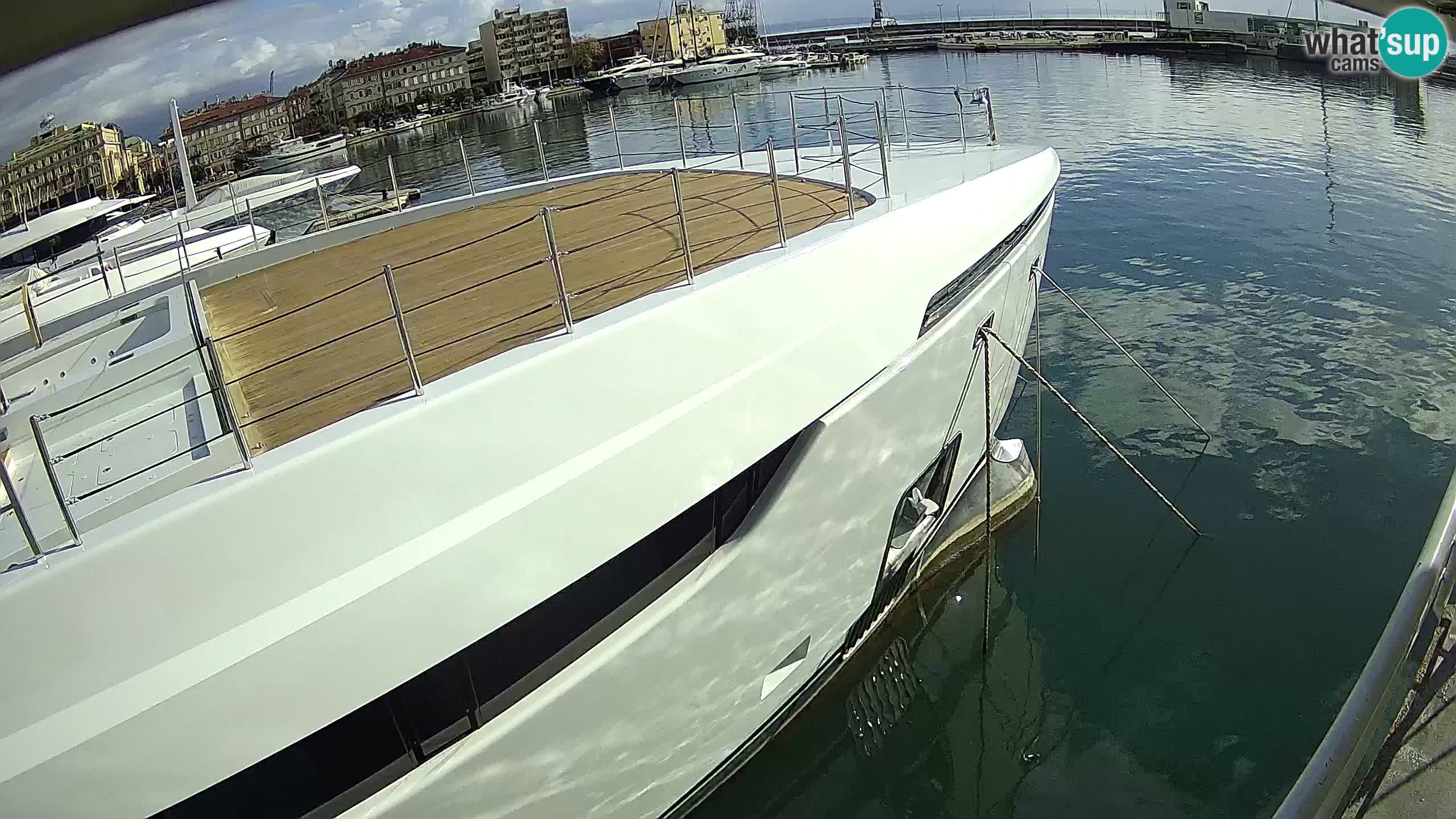 Botel Marina cámara web en vivo Rijeka