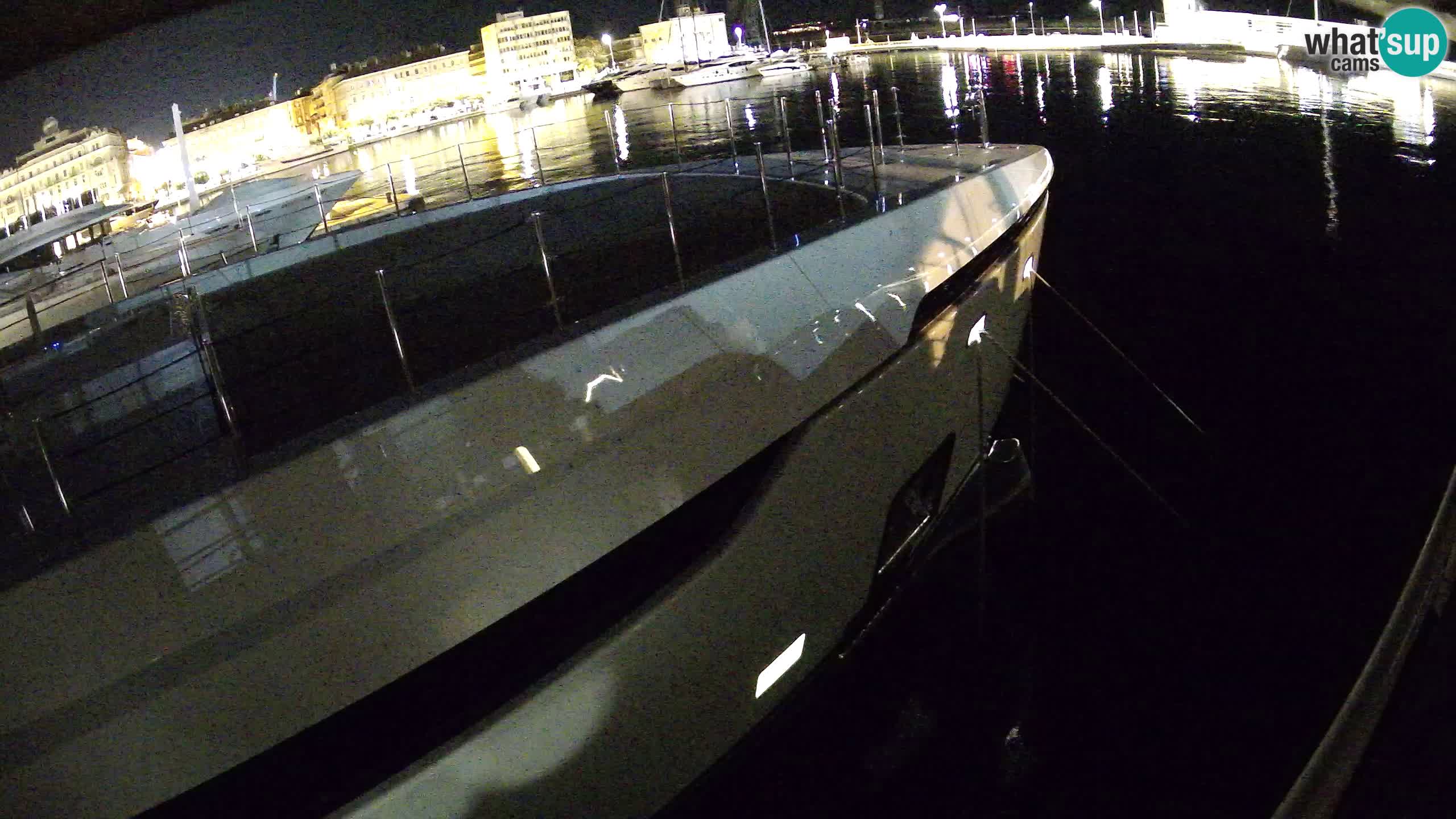 Botel Marina cámara web en vivo Rijeka