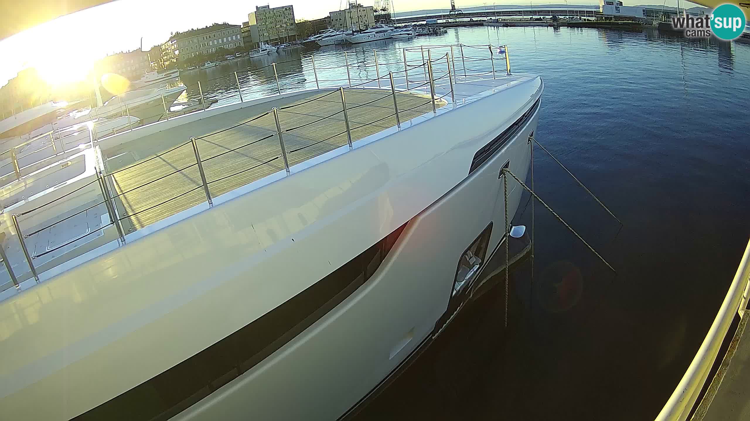 Botel Marina cámara web en vivo Rijeka