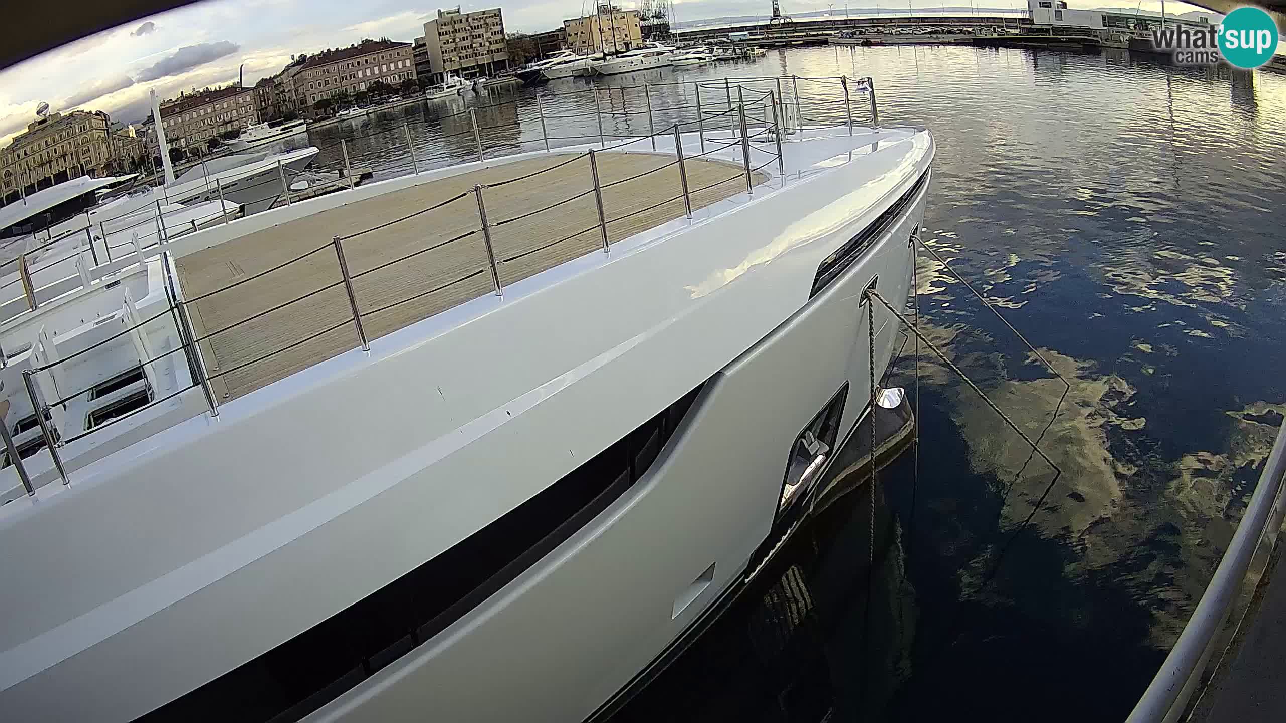 Botel Marina cámara web en vivo Rijeka