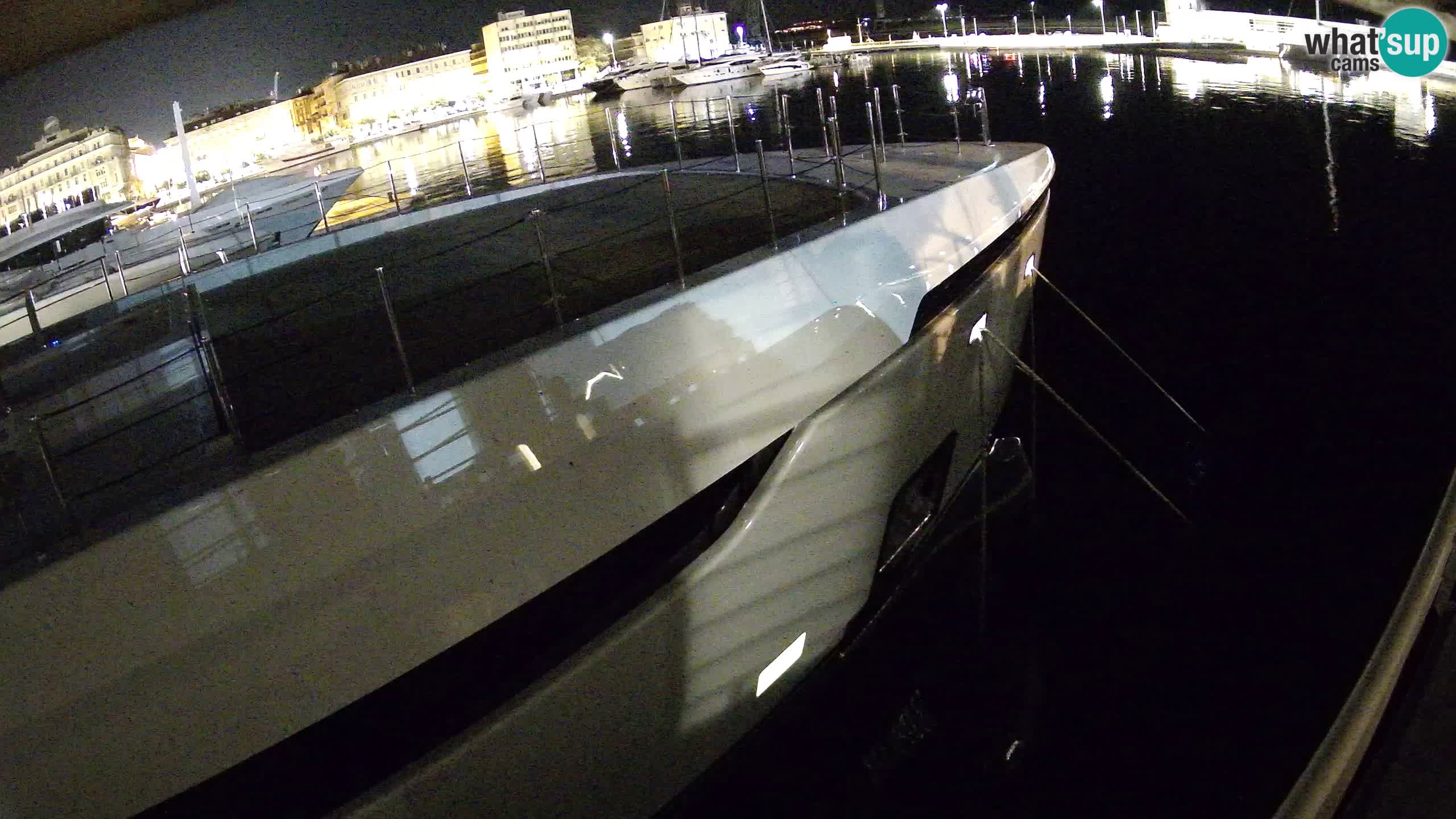 Botel Marina cámara web en vivo Rijeka