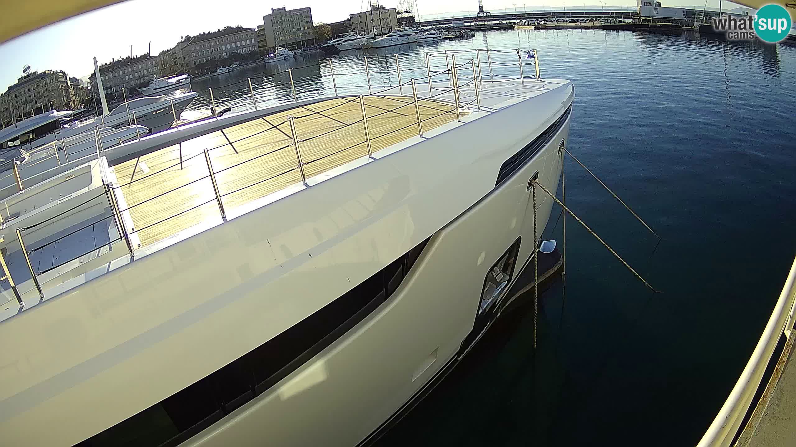 Botel Marina cámara web en vivo Rijeka