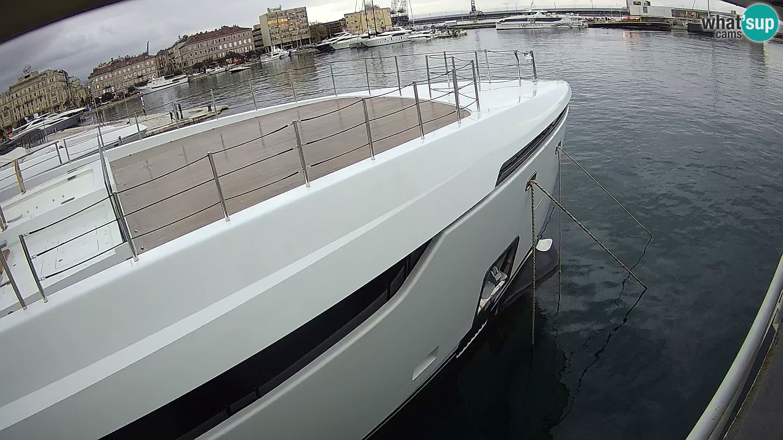 Botel Marina cámara web en vivo Rijeka