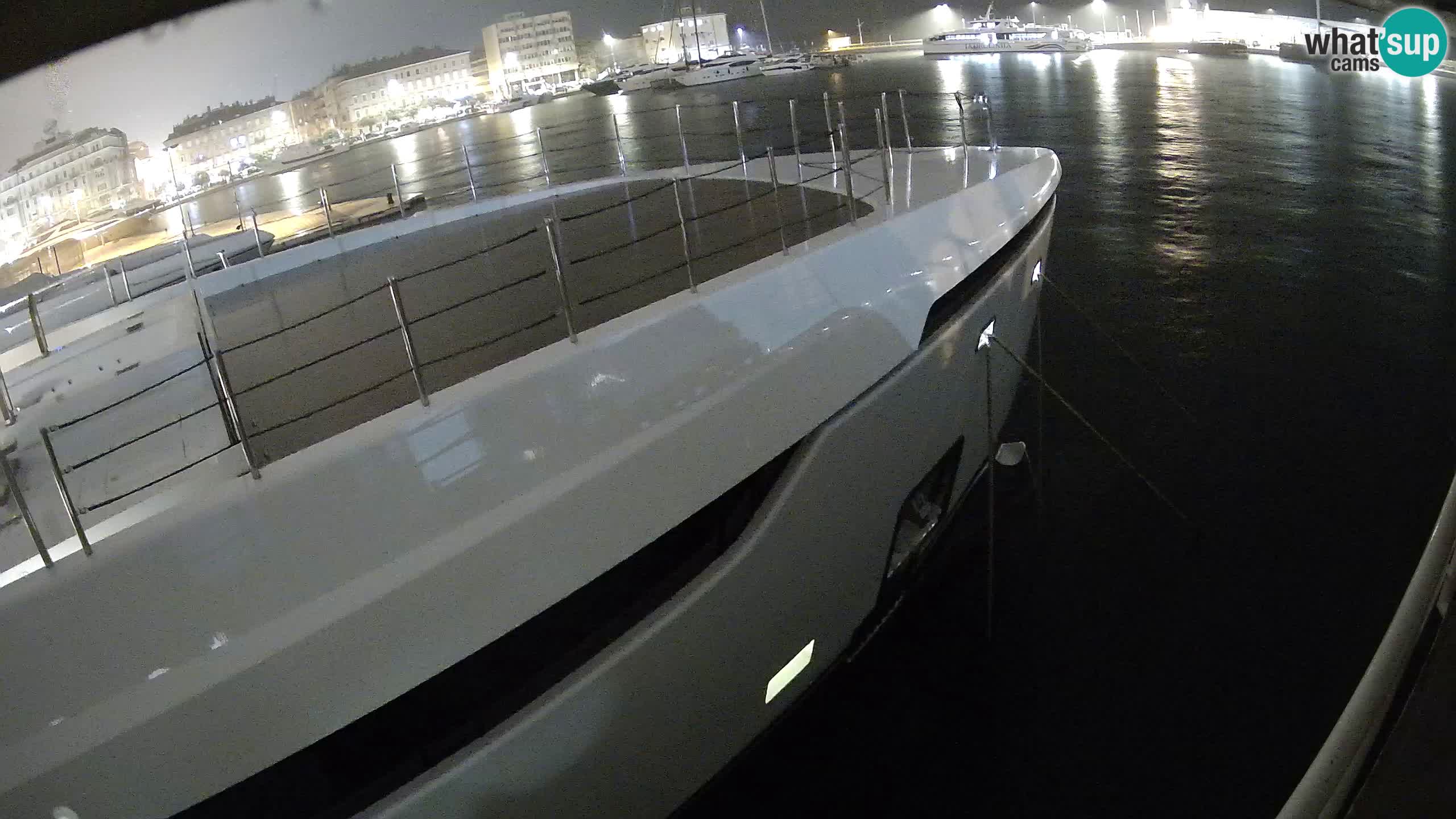 Botel Marina cámara web en vivo Rijeka