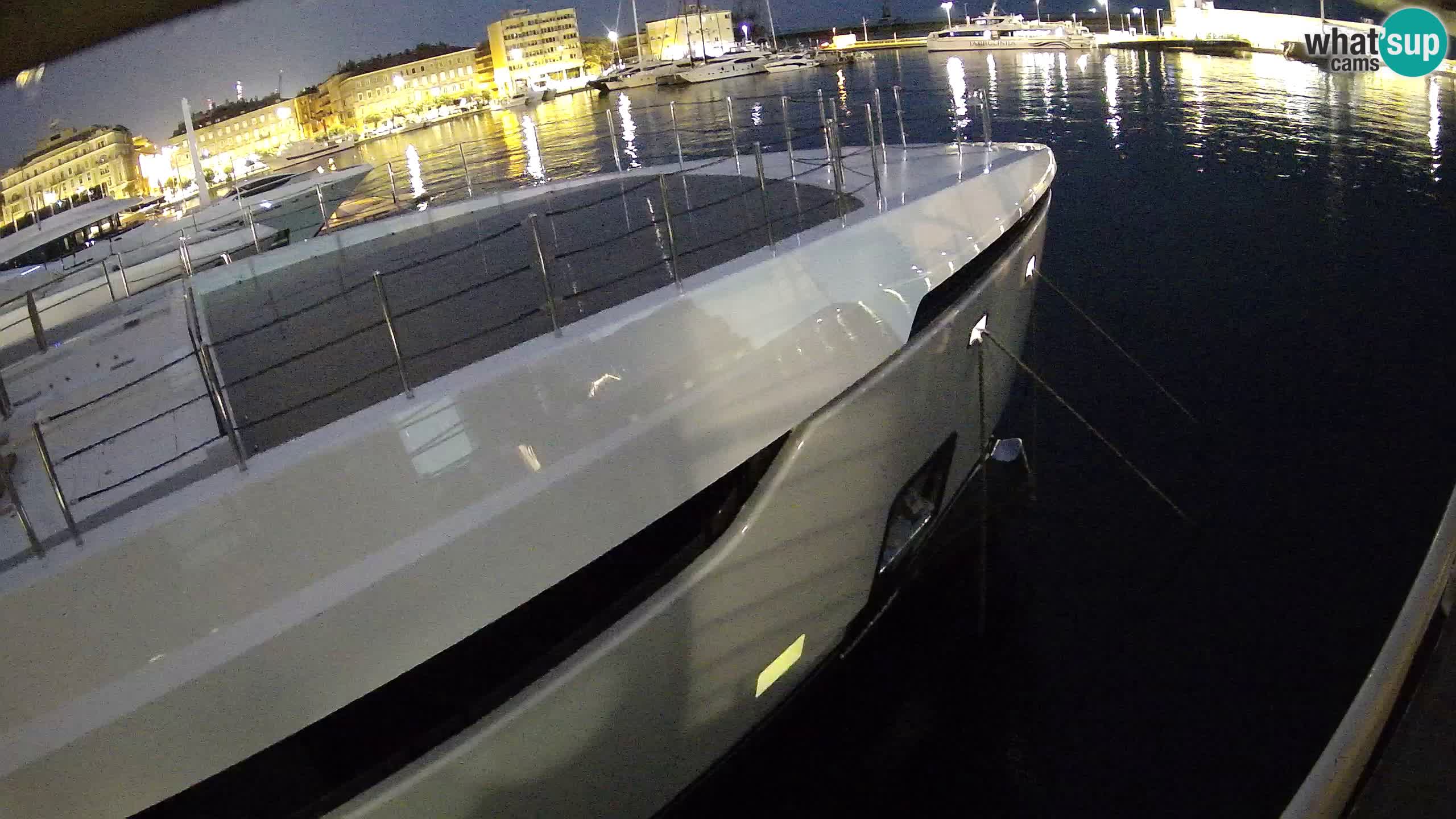 Botel Marina cámara web en vivo Rijeka