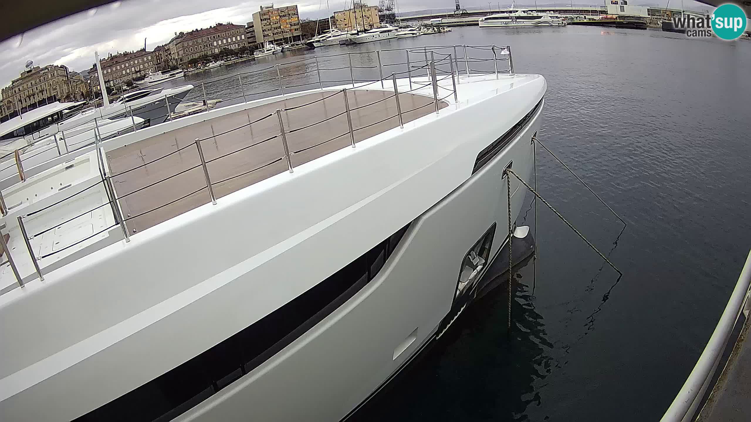 Botel Marina cámara web en vivo Rijeka
