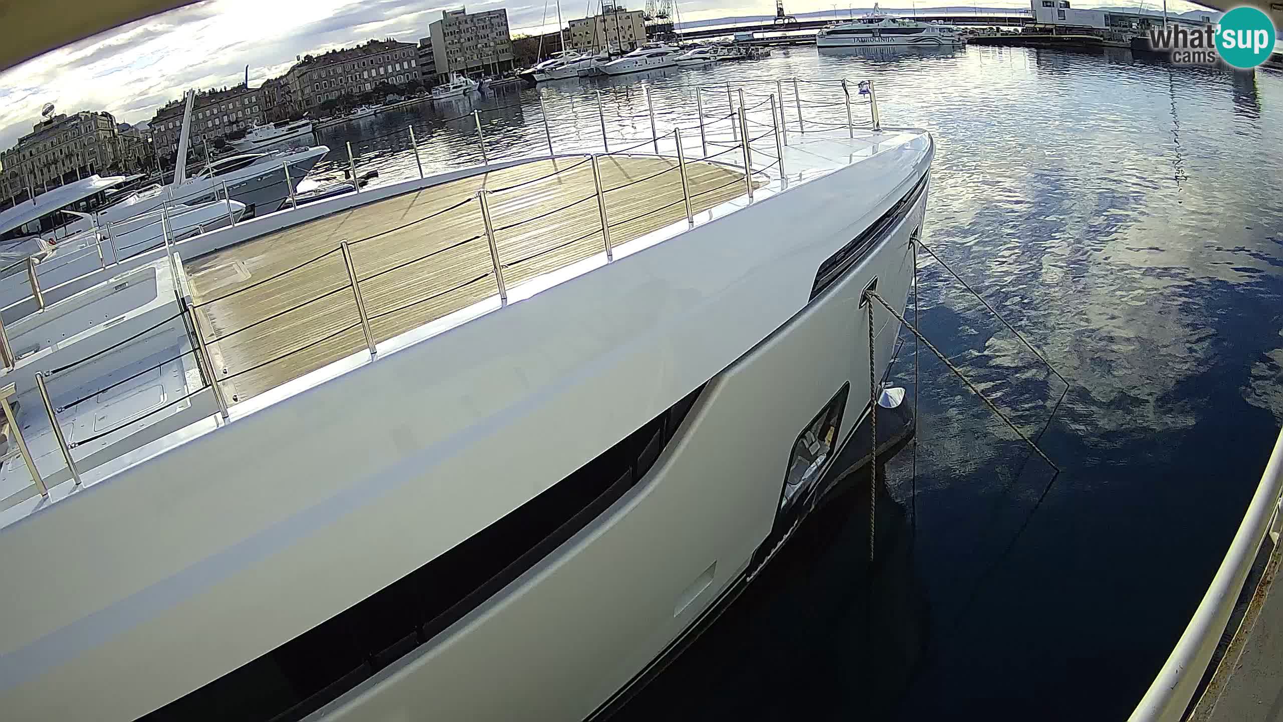 Botel Marina cámara web en vivo Rijeka