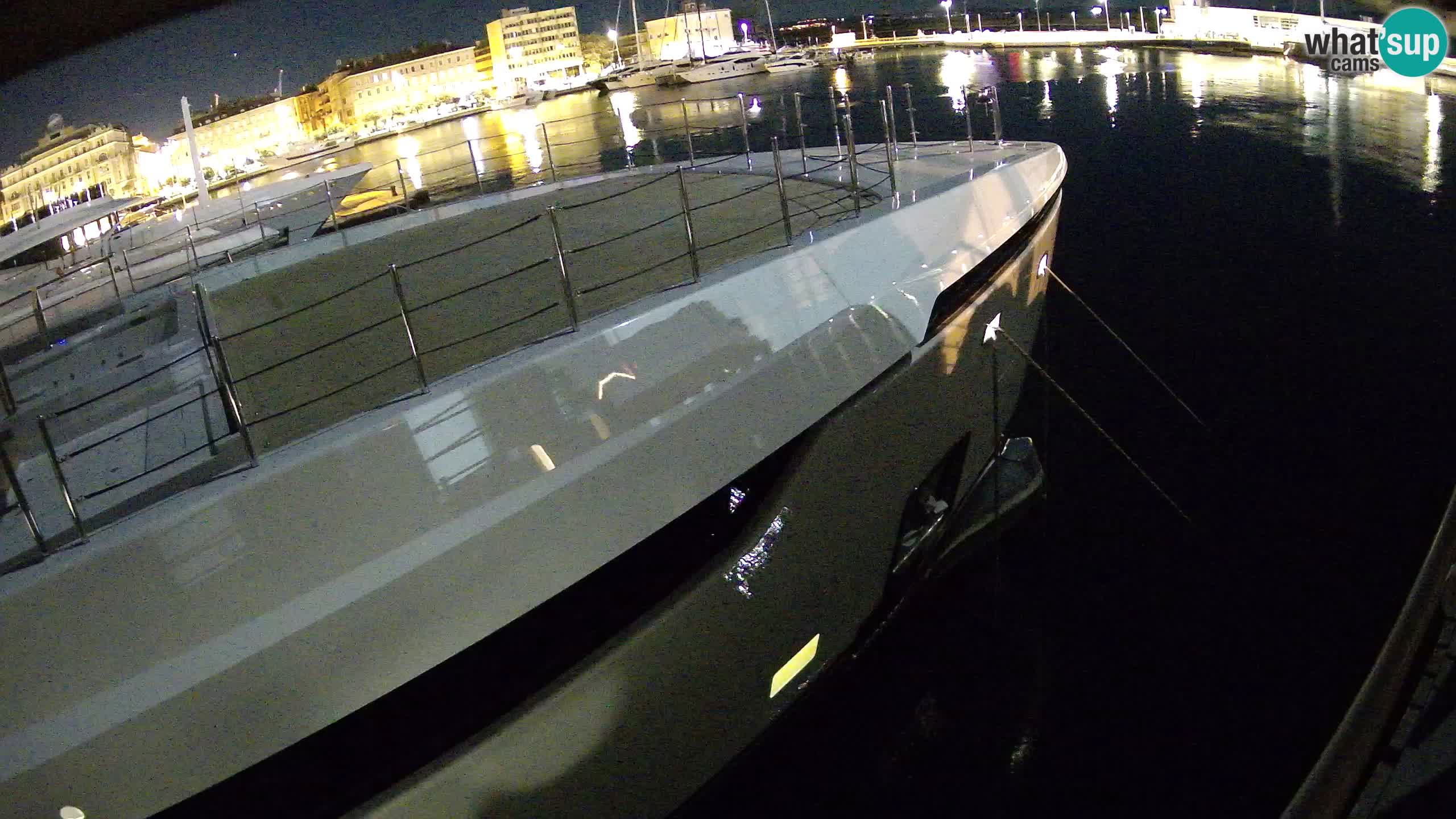 Botel Marina cámara web en vivo Rijeka