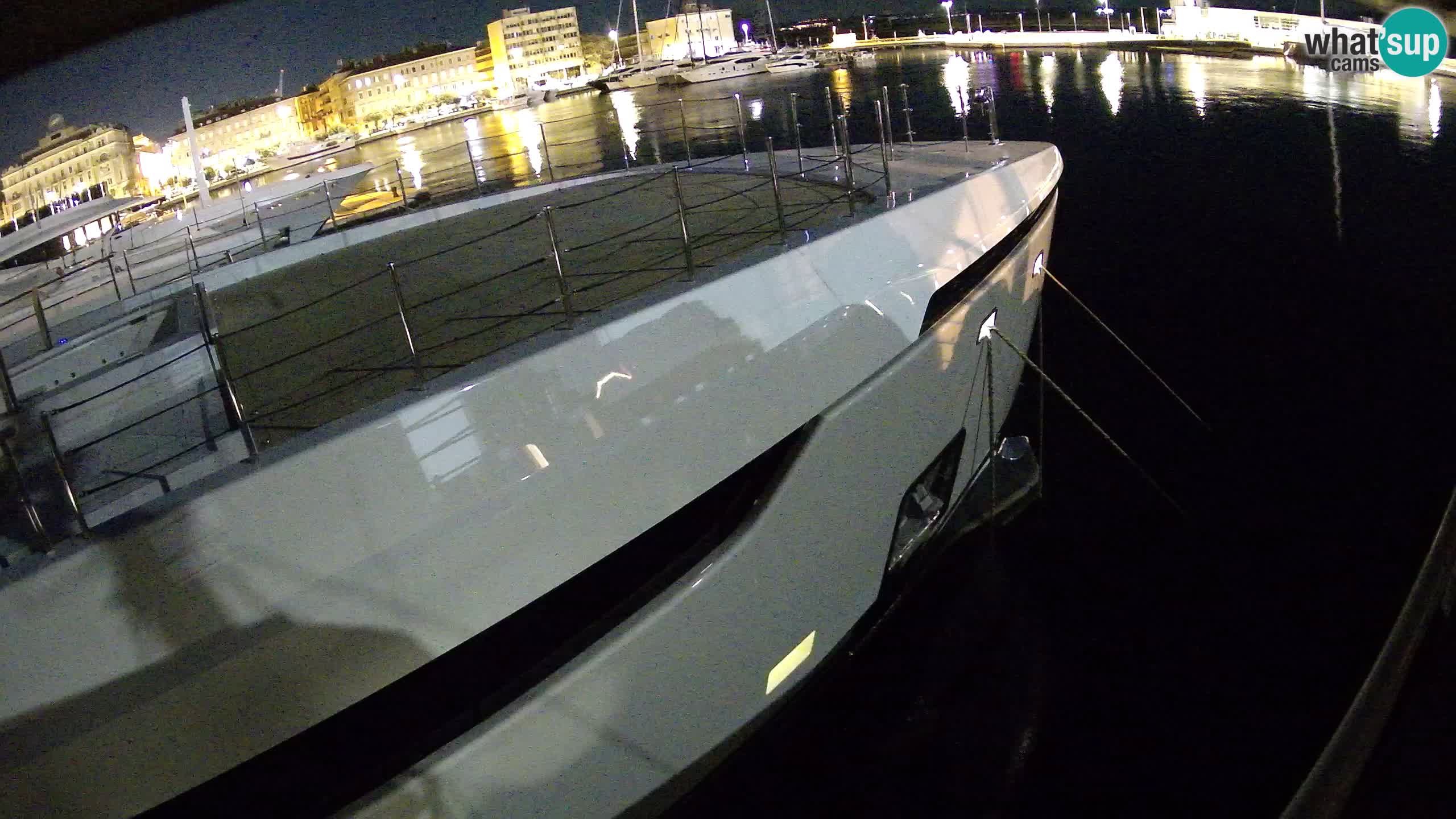 Botel Marina cámara web en vivo Rijeka