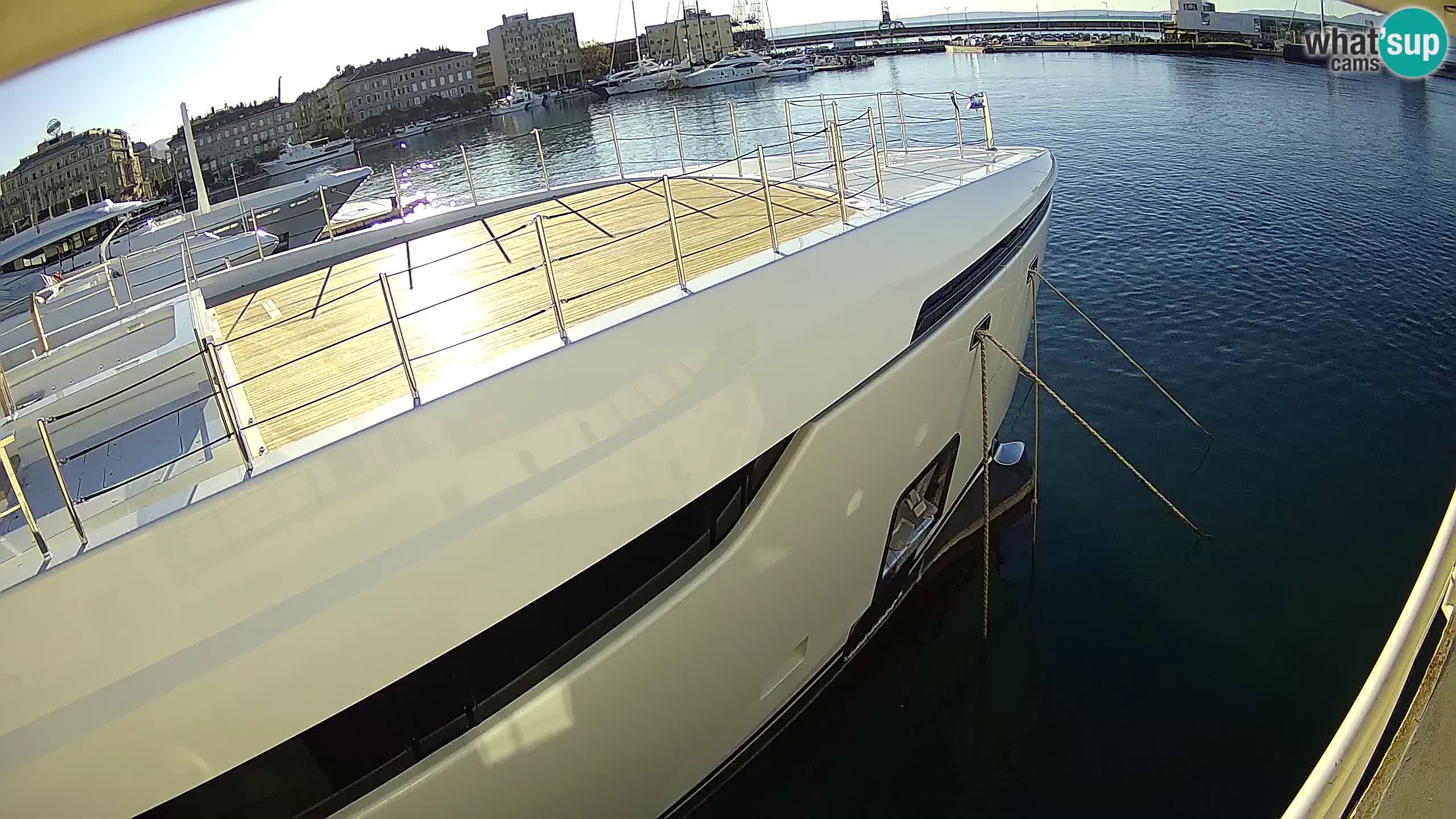 Botel Marina cámara web en vivo Rijeka