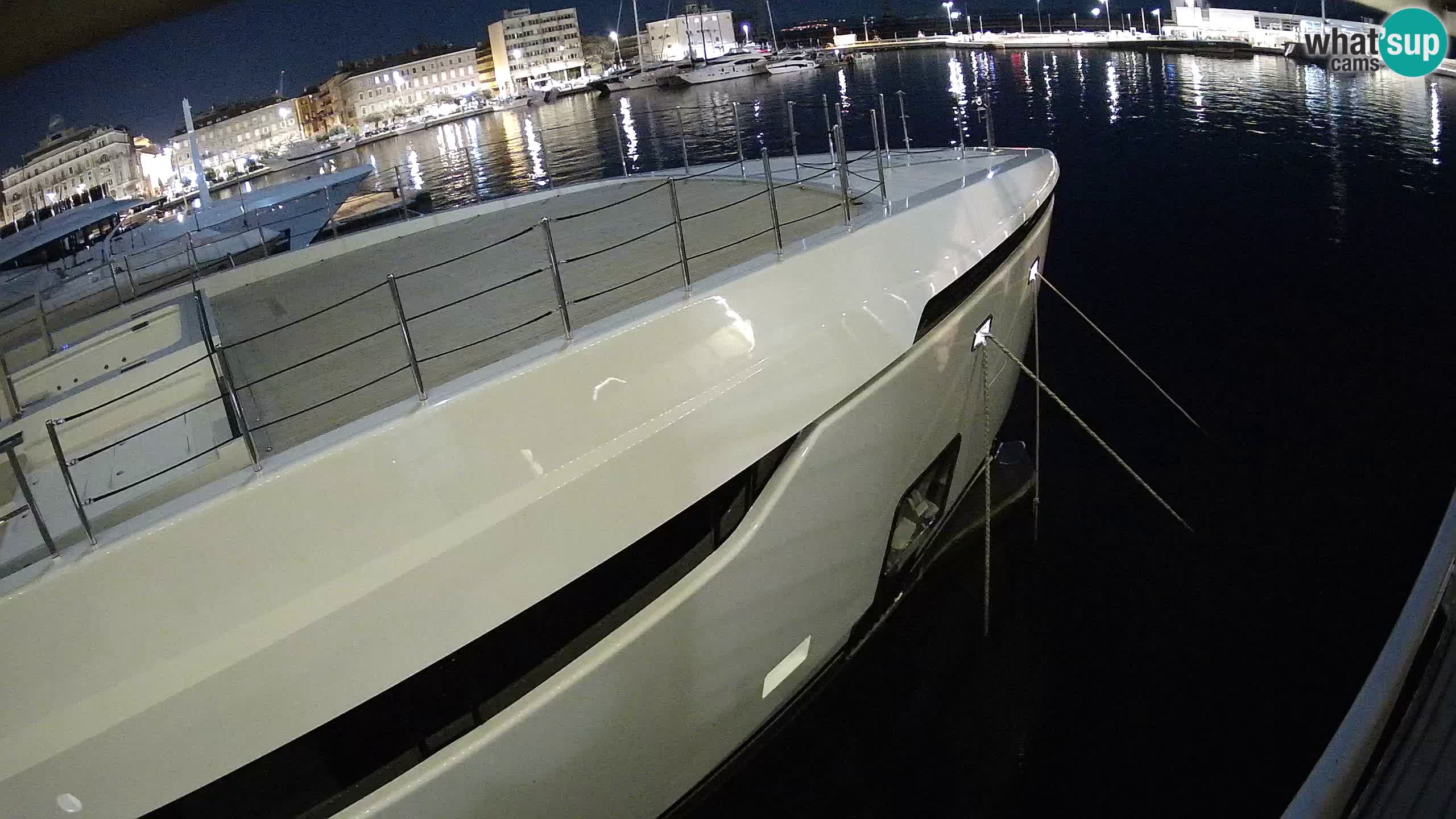 Botel Marina cámara web en vivo Rijeka