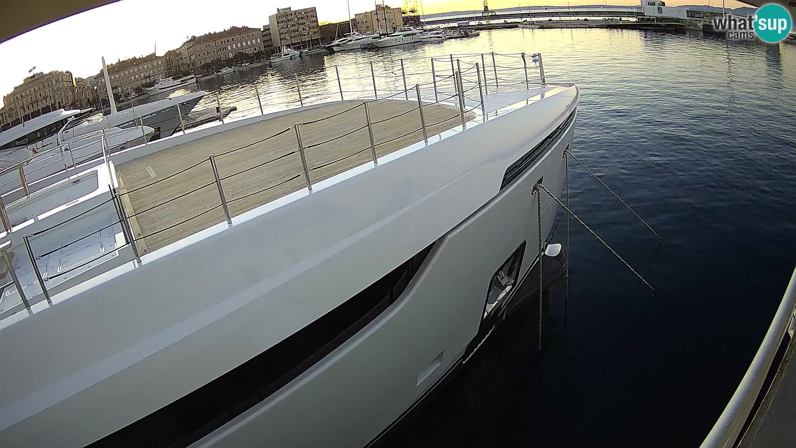 Rijeka – Botel Marina web kamera