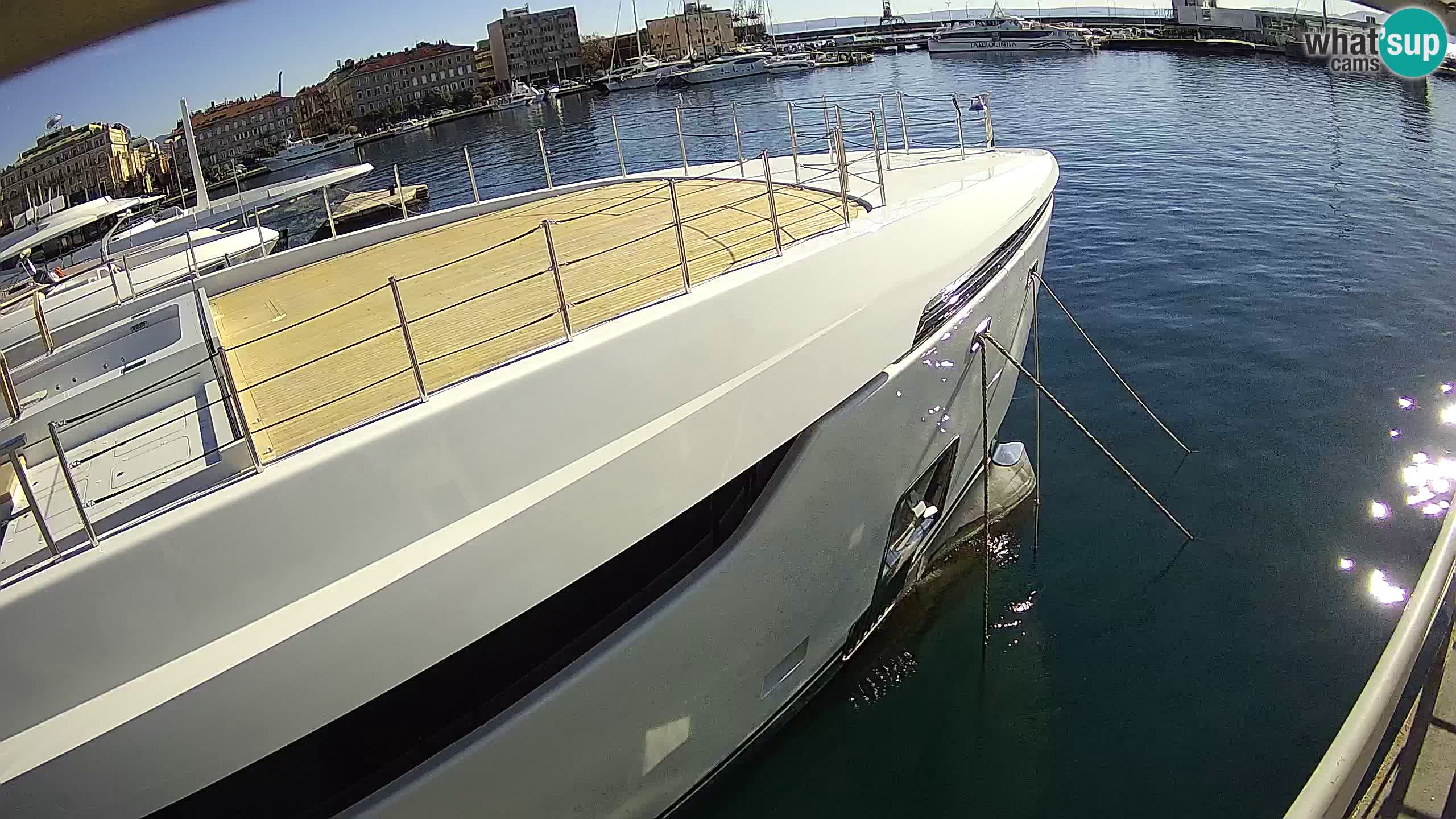 Botel Marina cámara web en vivo Rijeka