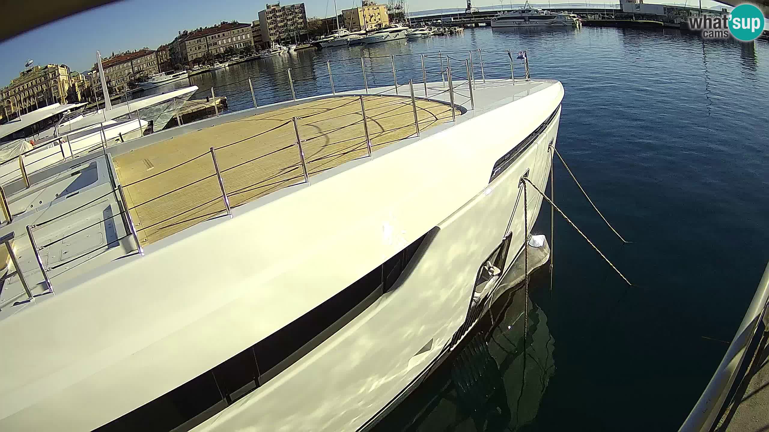 Reka – Botel Marina spletna kamera